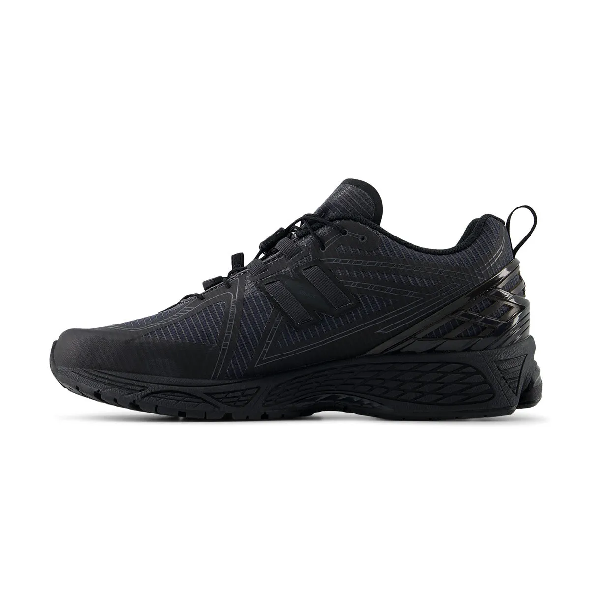 Warm Step Sneakers style 1906R 'Black Magnet'