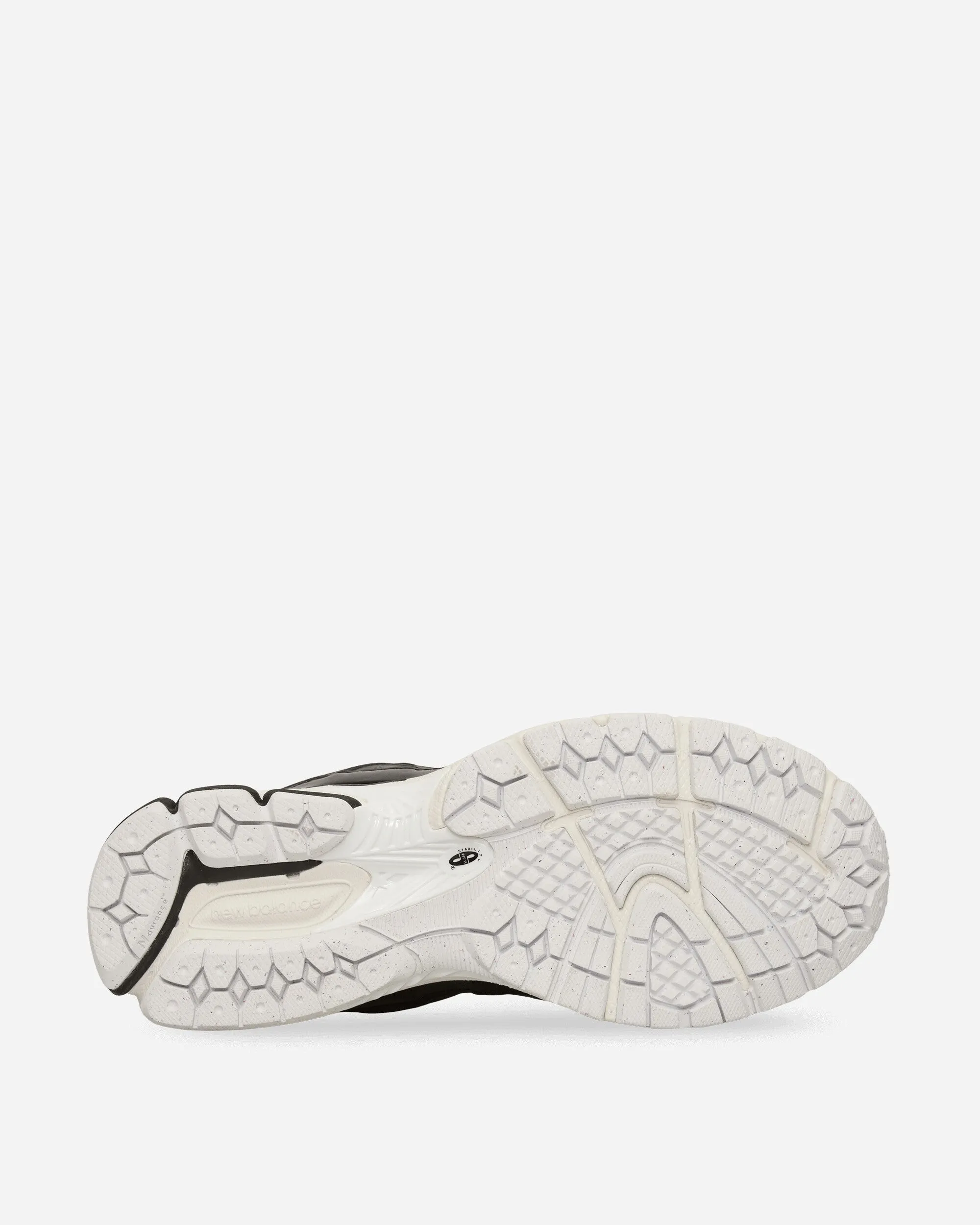 2002R Sneakers Black Open Mesh Foot Flex