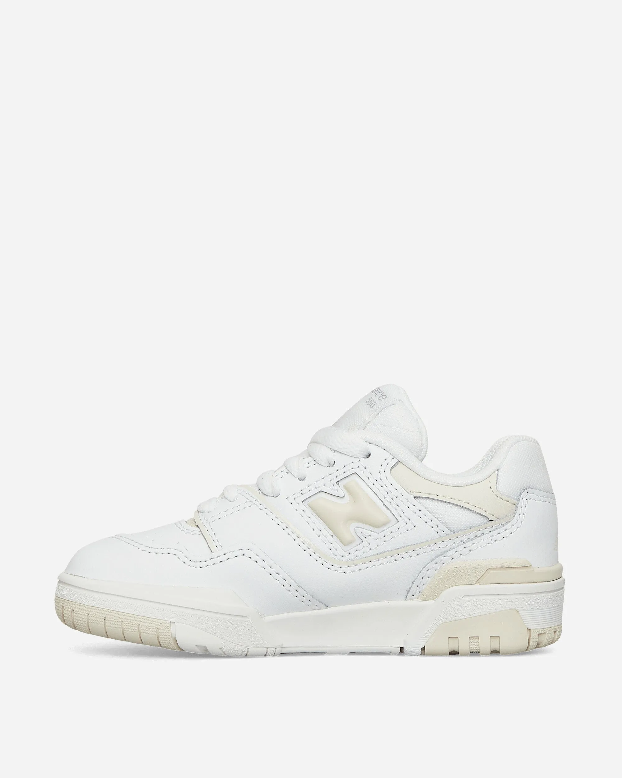 Airport Walk Evening Out 550 (PS) Sneakers White / Off White