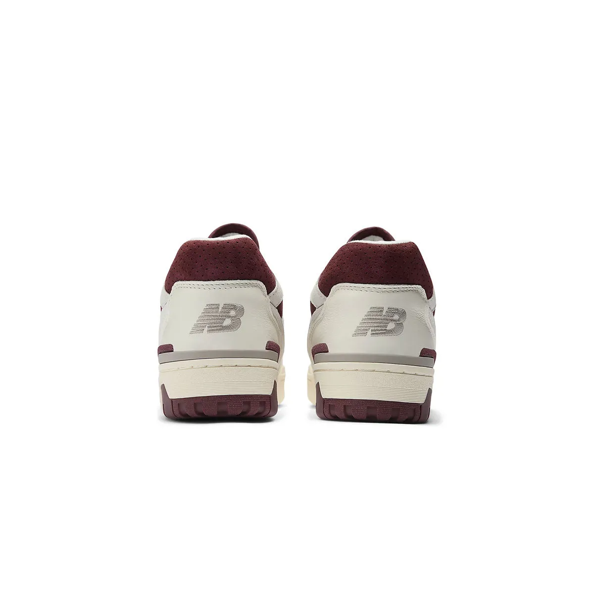 550 'Sea Salt Classic Crimson' Group Hike Minimal Touch
