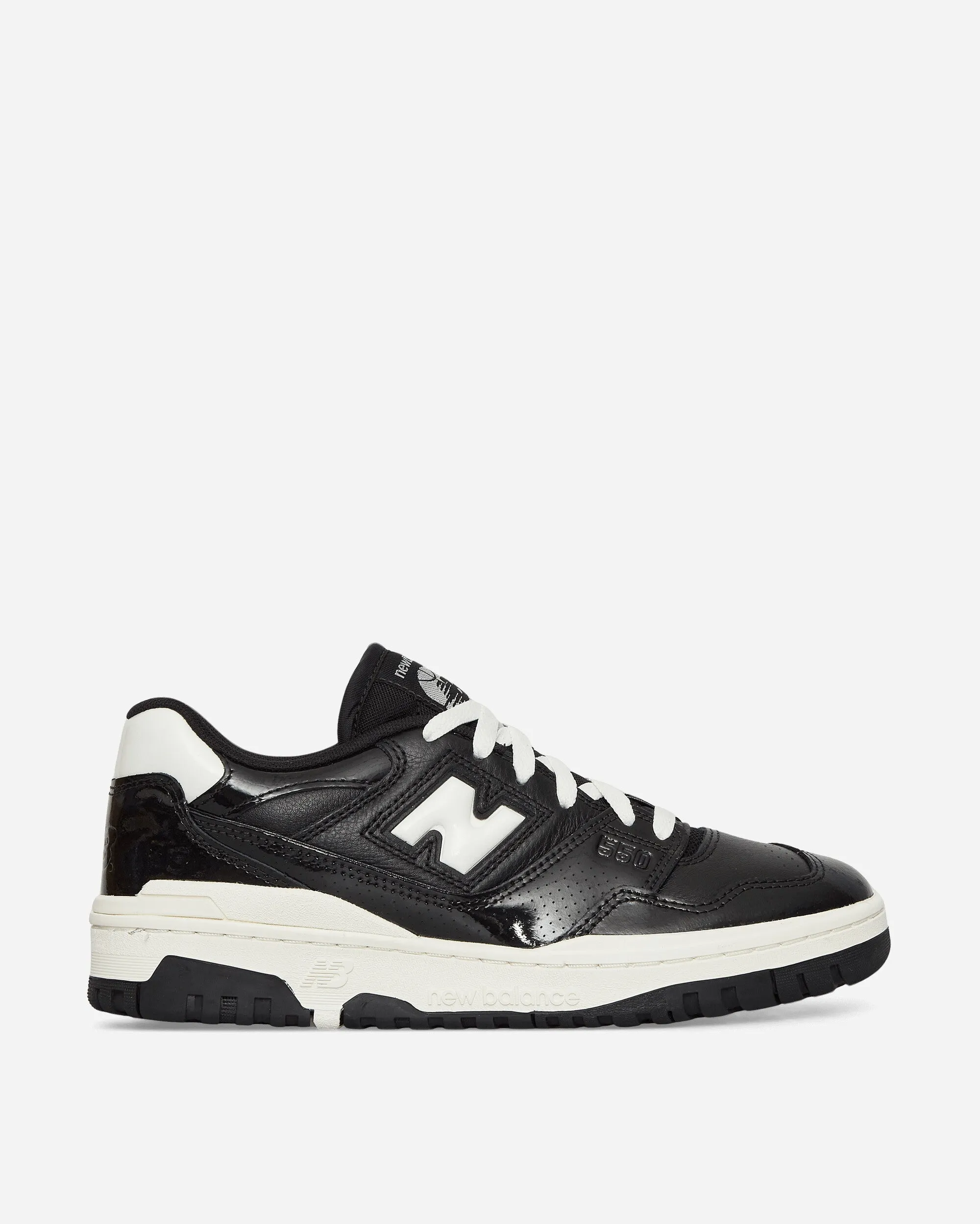 550 Sneakers Black / White Glide Hike