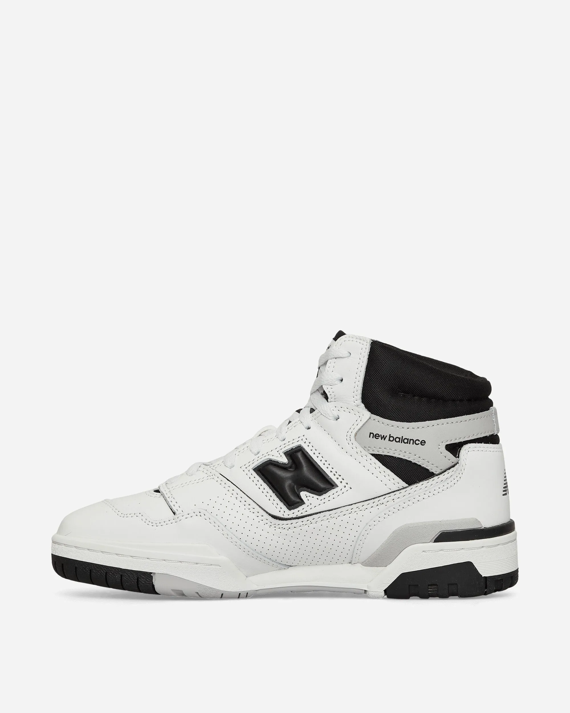 Comfortable Movement 650 Sneakers White / Black