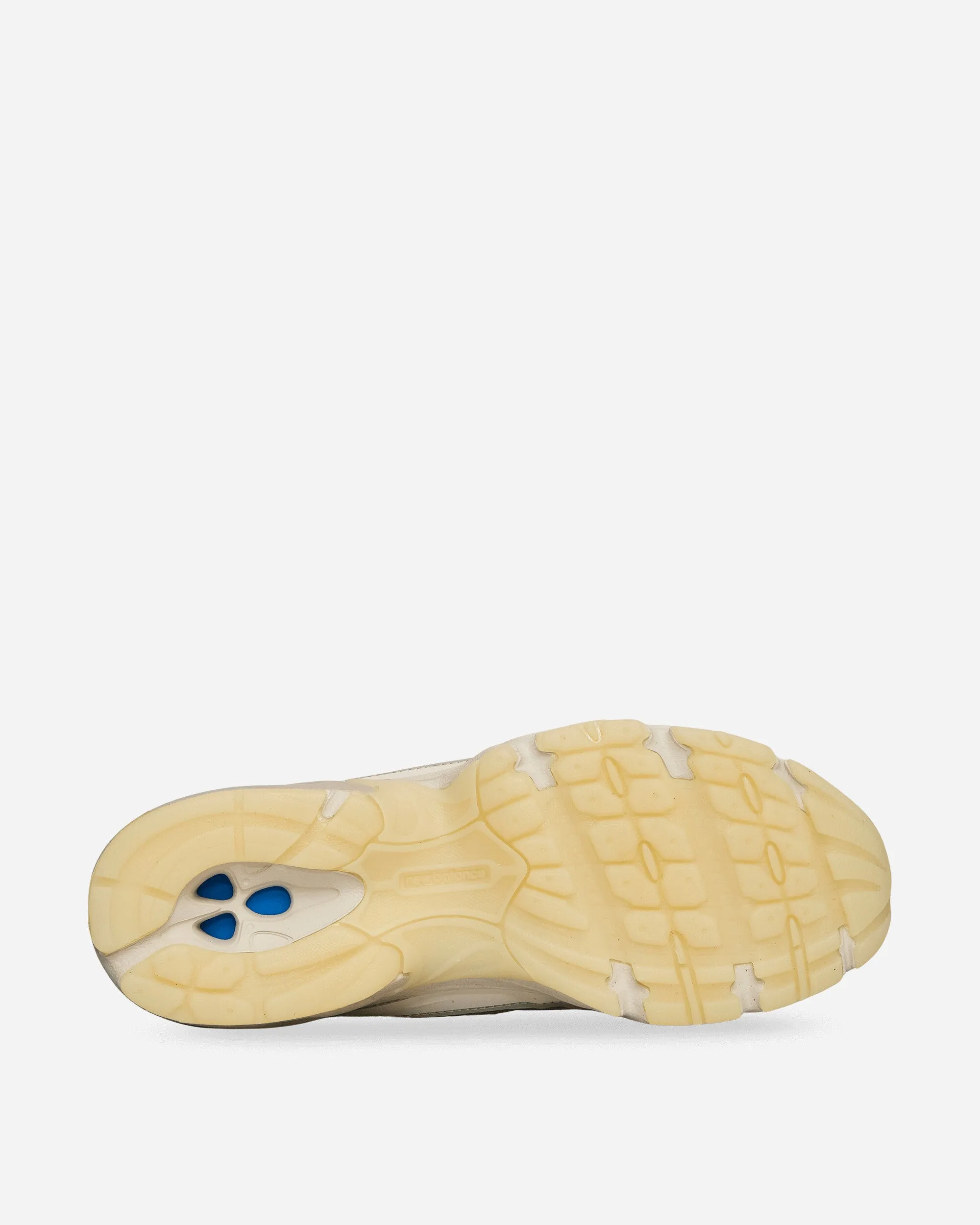 740 Sneakers Moonbeam / Arid Stone Smooth Walk