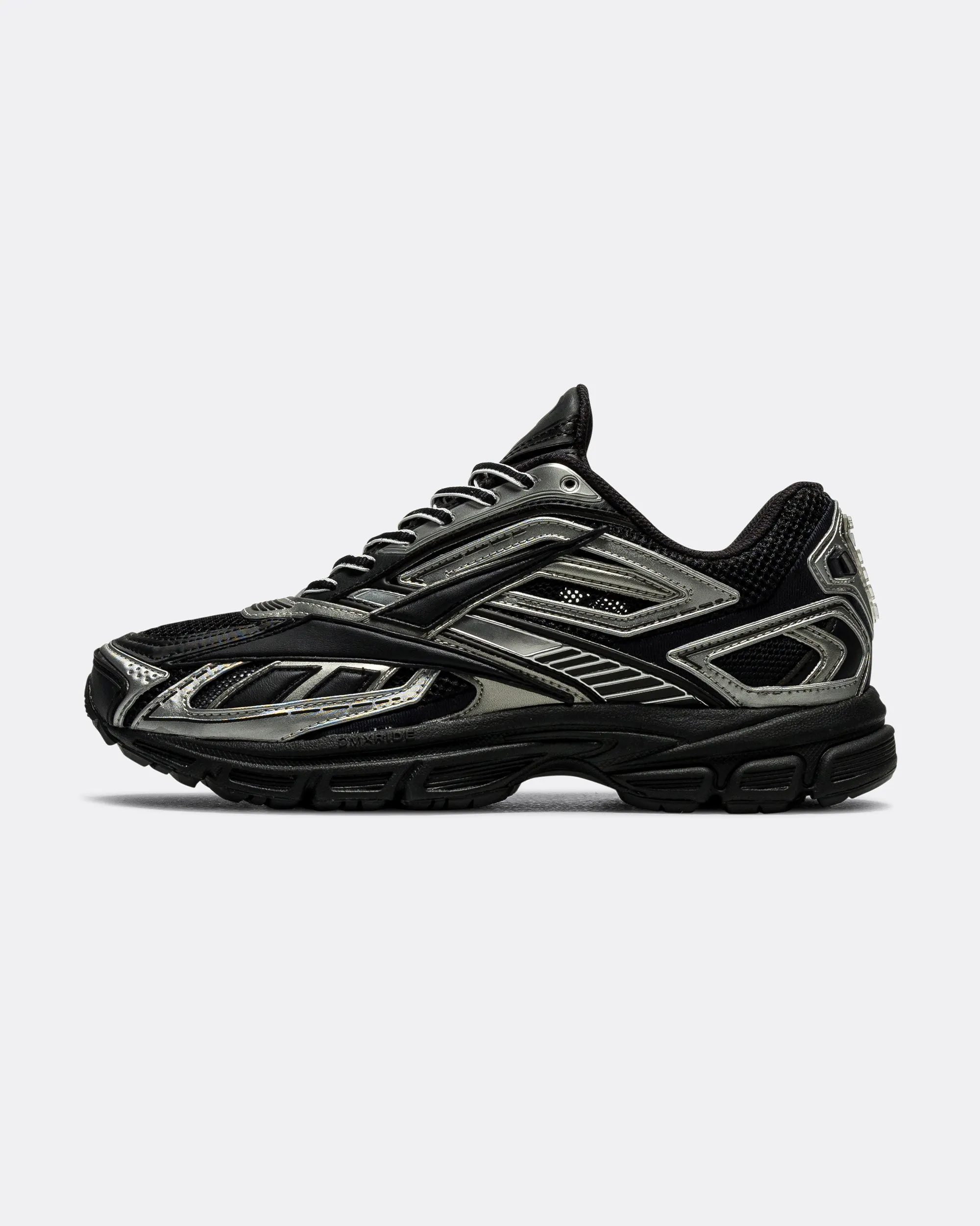 Premier Road Ultra - Black Metallic Sport Influence cushioning technology