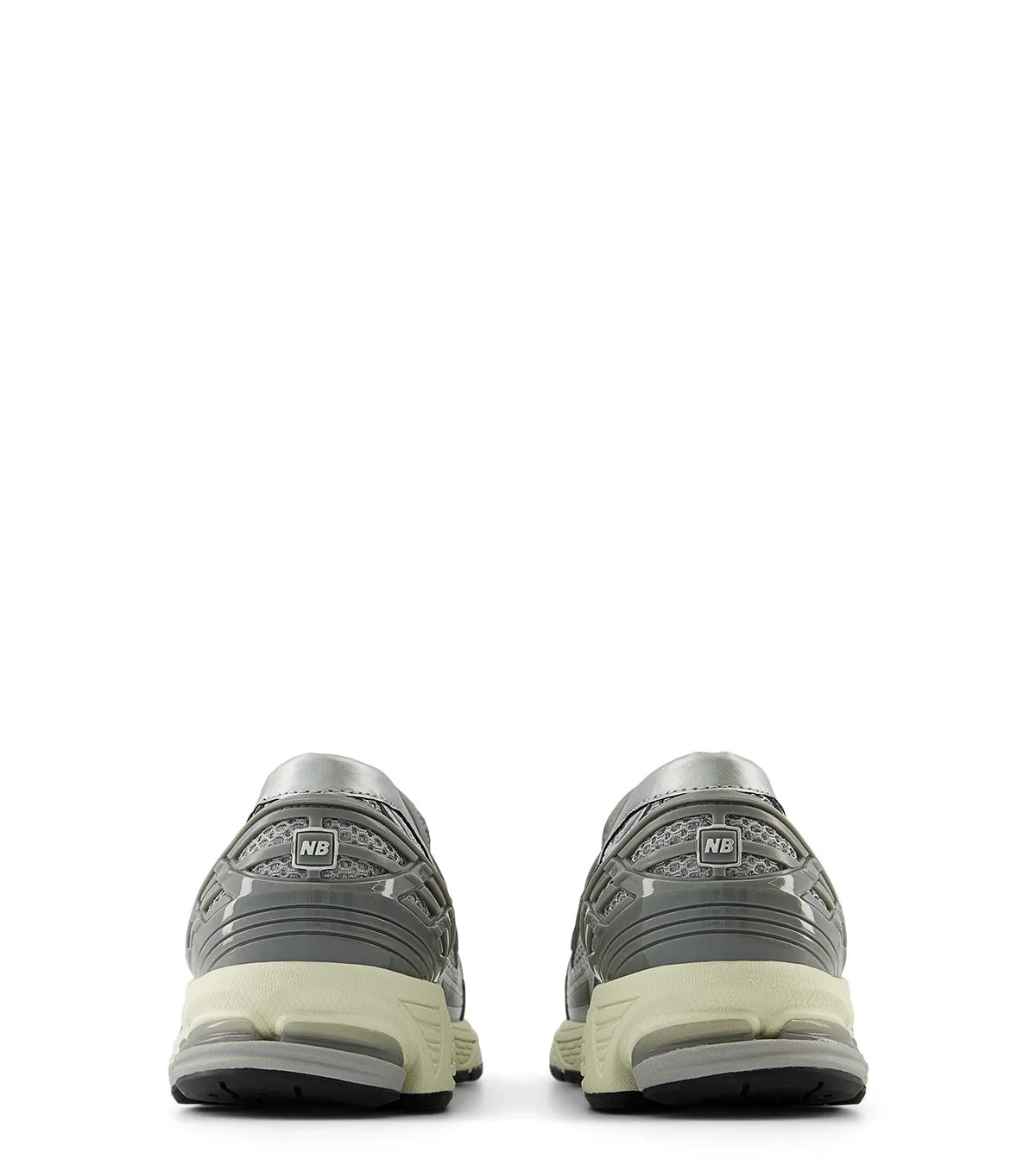 New Balance 1906L Silver clog
