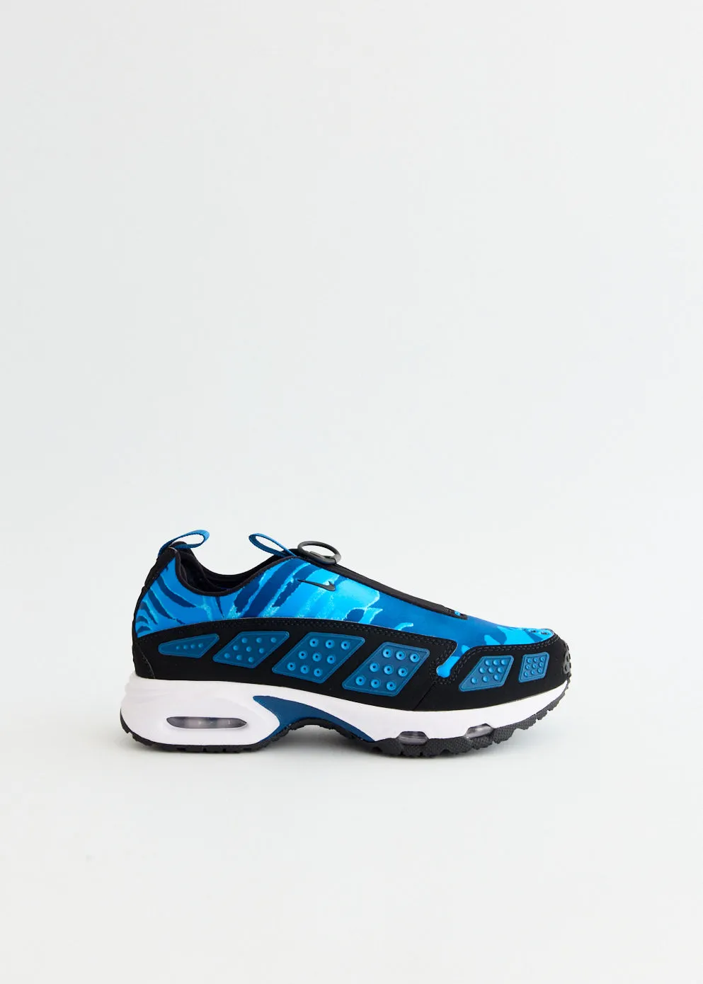 Compact Build Women's Air Max SNDR 'Blue Camo' Sneakers