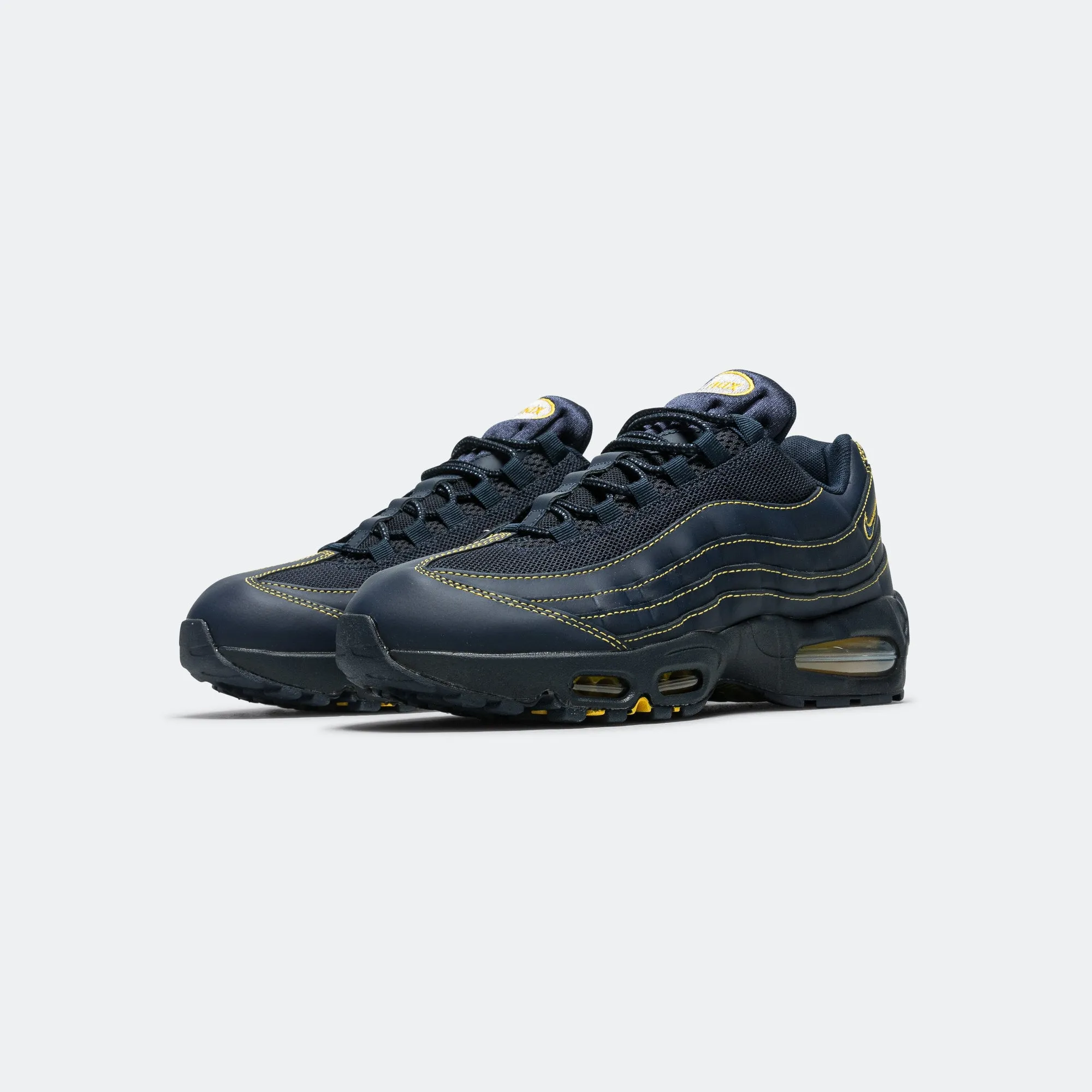 Air Max 95 OG - Obsidian/Varsity Maize Sleek Silhouette Flexible Zones