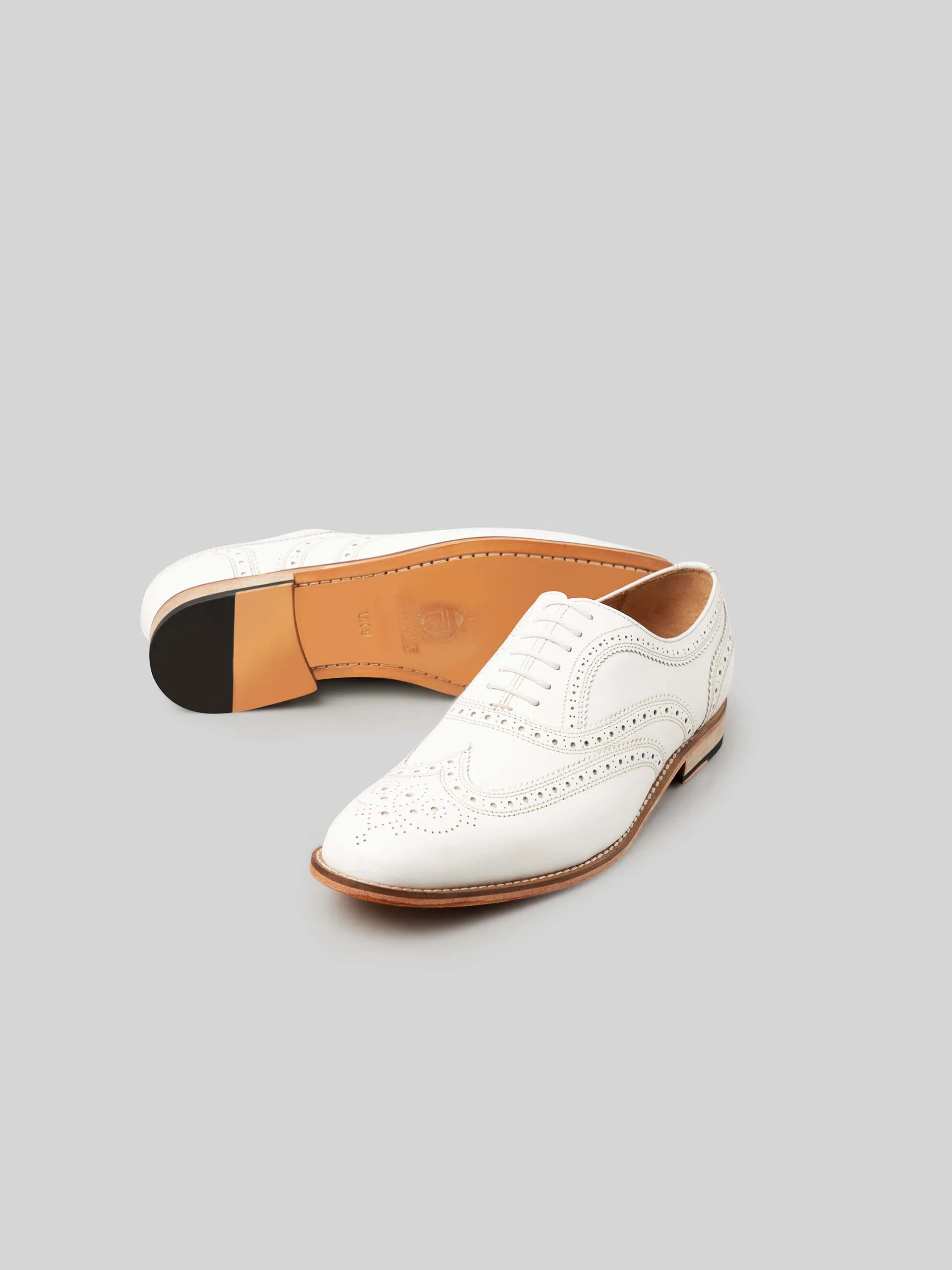 Adrian Wingtip Oxford - White Stylish Leather Step Everyday Wear