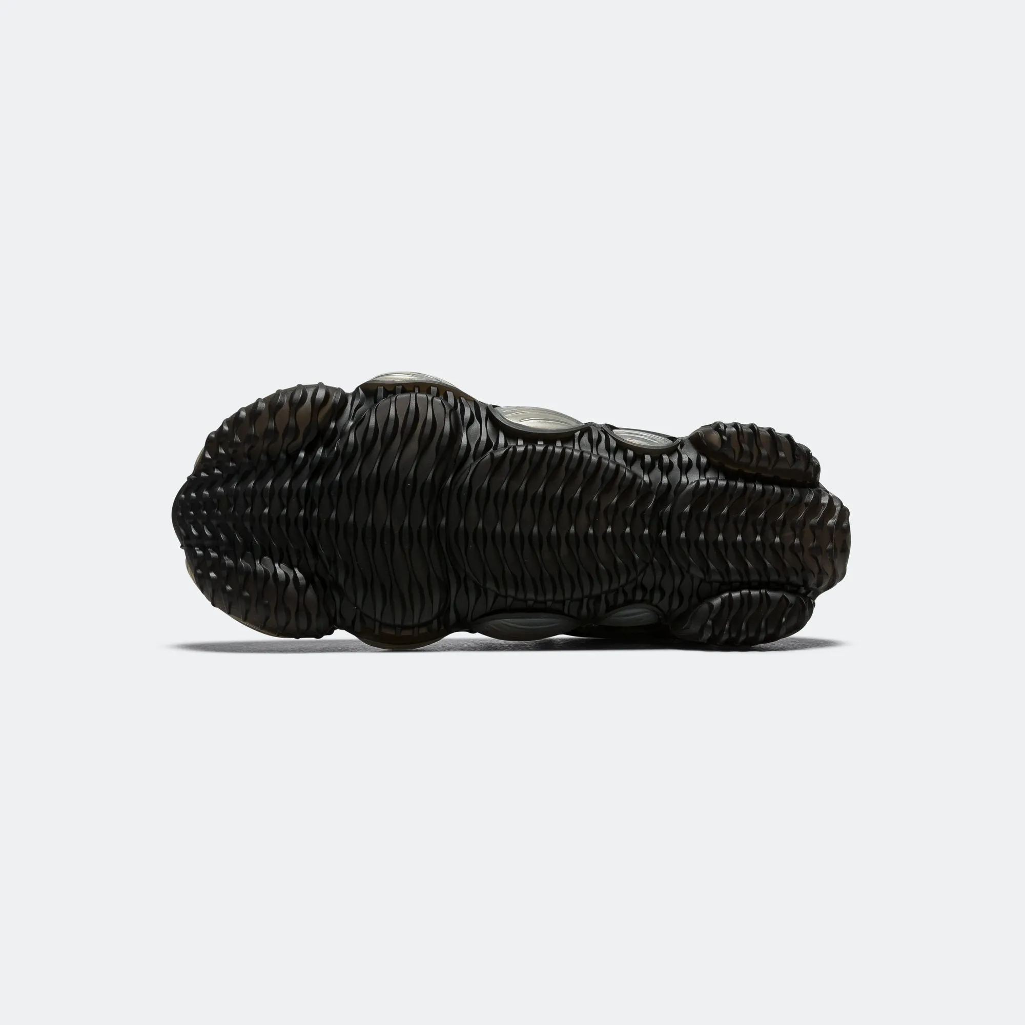 ISPA Link Axis - Black/Anthracite Dynamic Traction Outsoles Slip Assist