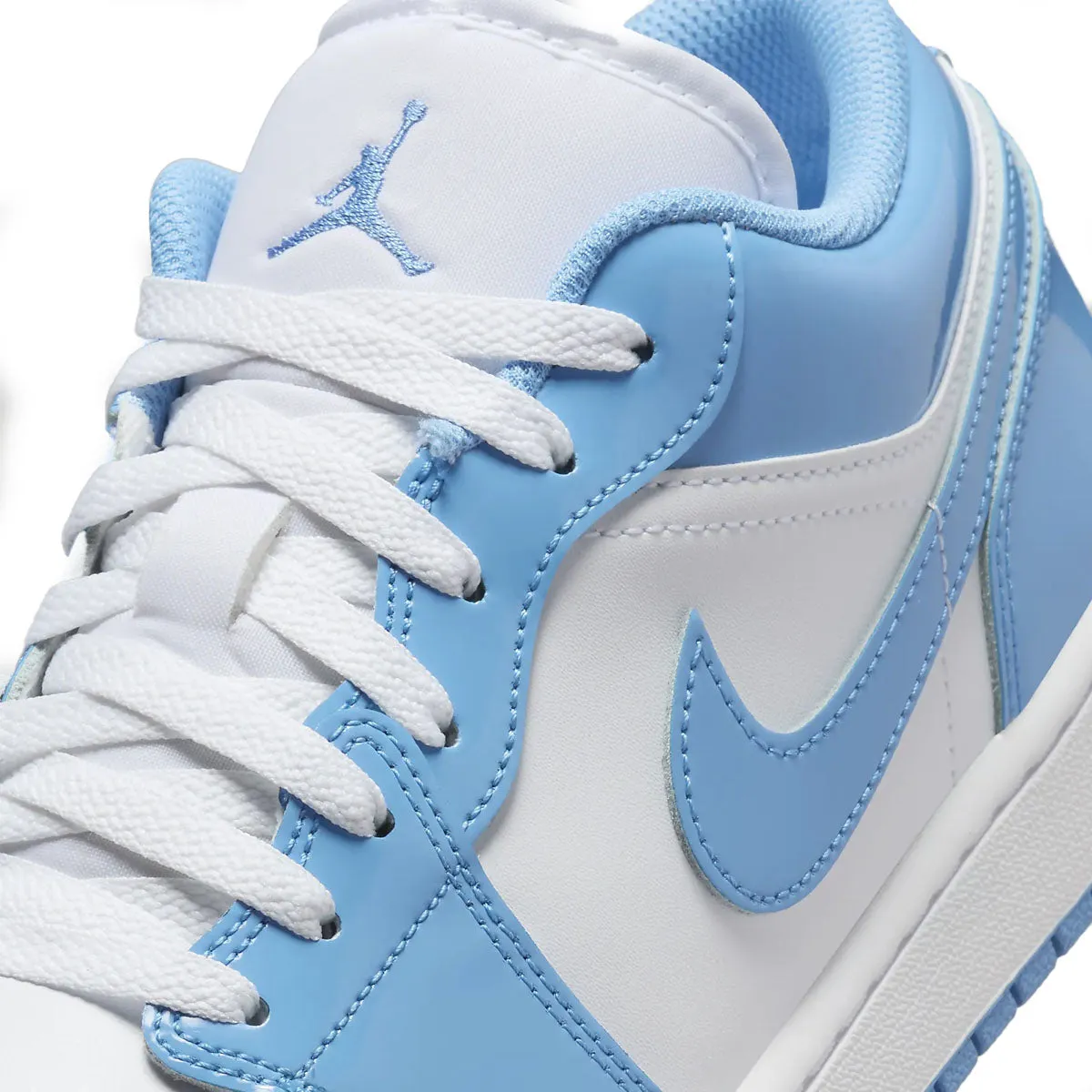 Air Jordan 1 Low SE 'Legend Blue' DurableMaterial Fashion Appeal