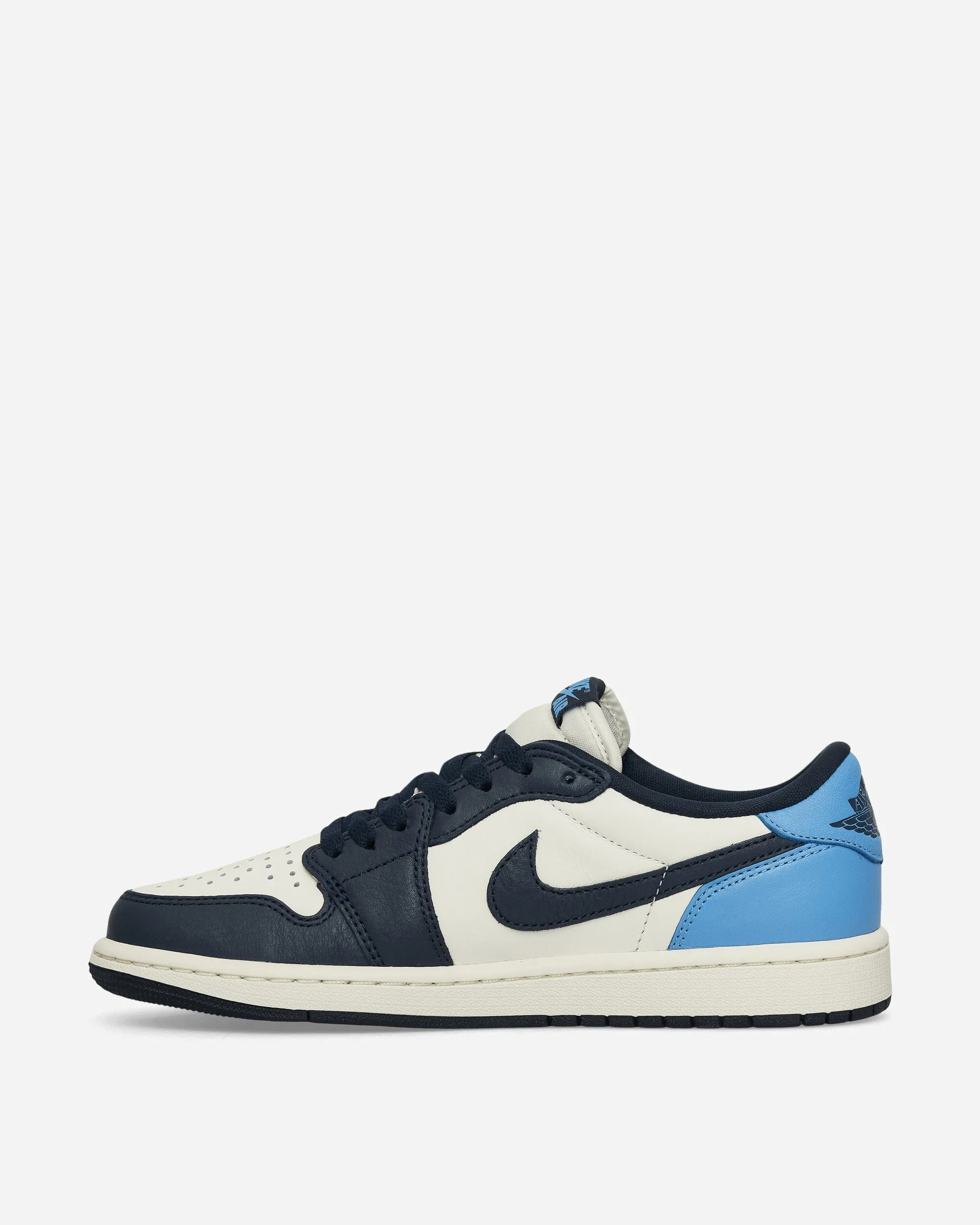 Air Jordan 1 Low Sneakers Obsidian Clean Lines Comfortable Arch Cushion