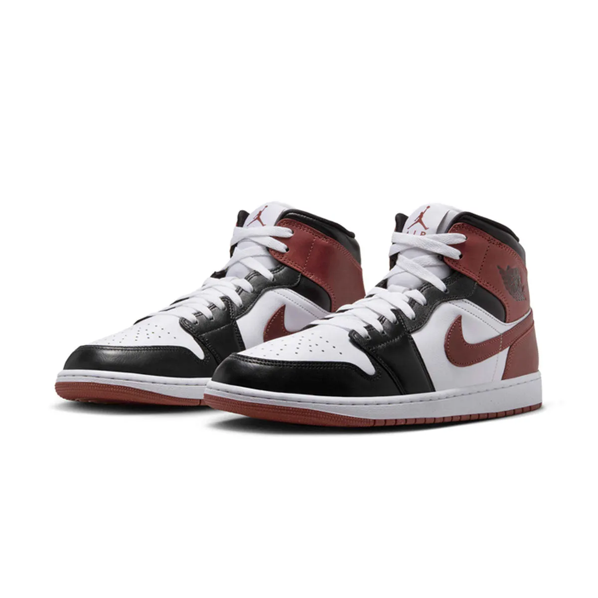 Air Jordan 1 Mid SE 'Dark Pony' Recycled Fiber Upper Dynamic look