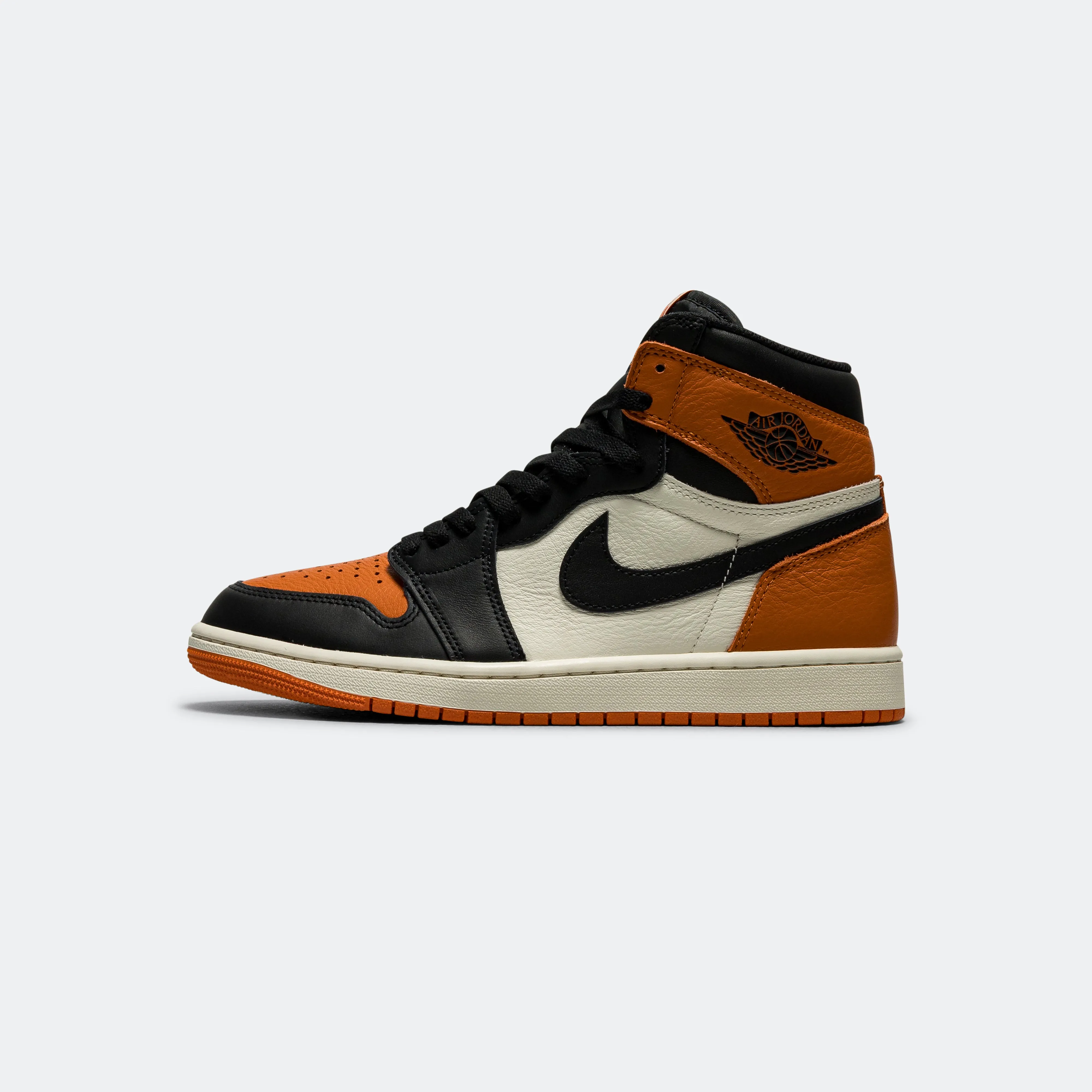 Active Look Enhanced grip Air Jordan 1 Retro High OG - Black/Black-Sail-Starfish