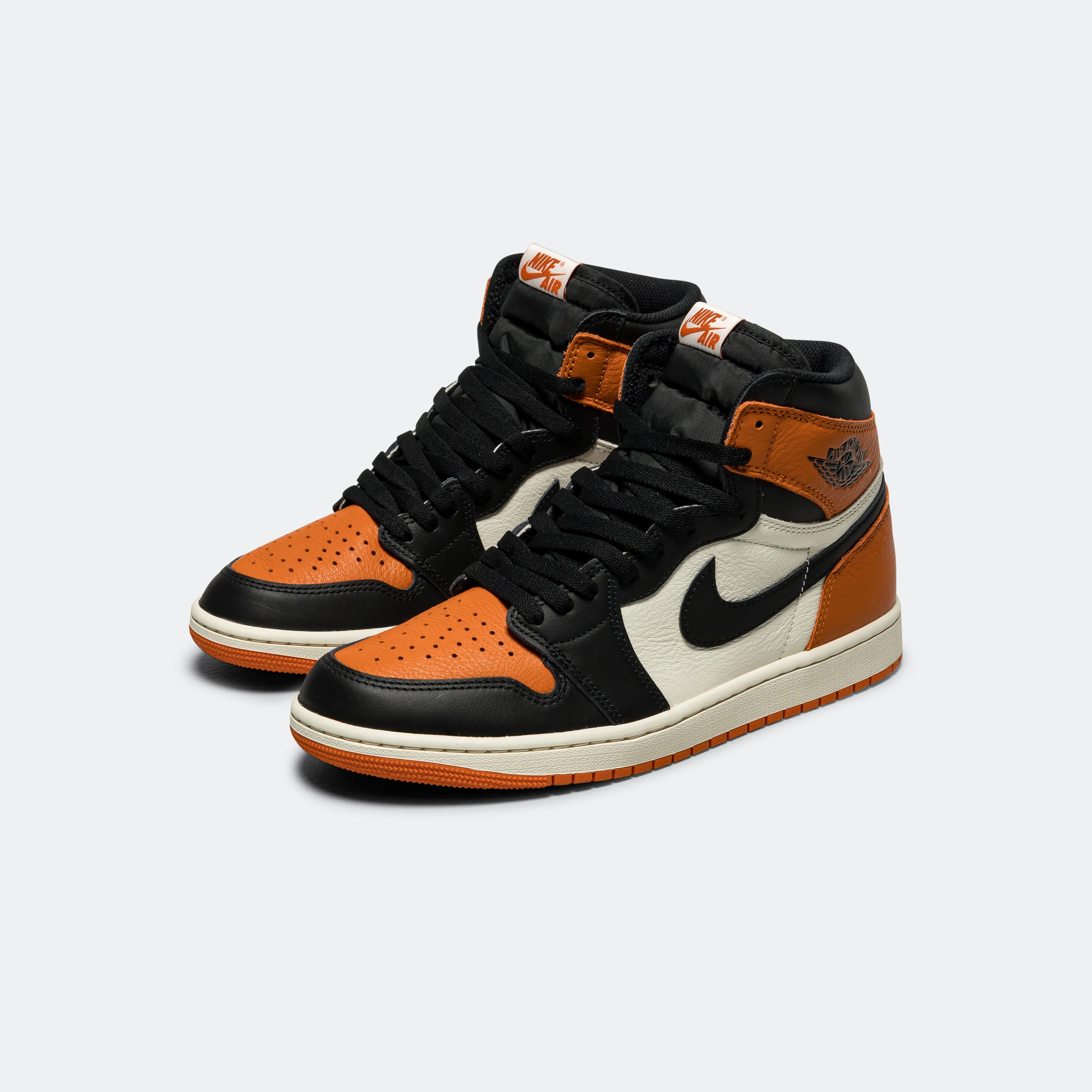 Walking Vibe MemoryFoam Air Jordan 1 Retro High OG - Black/Black-Sail-Starfish