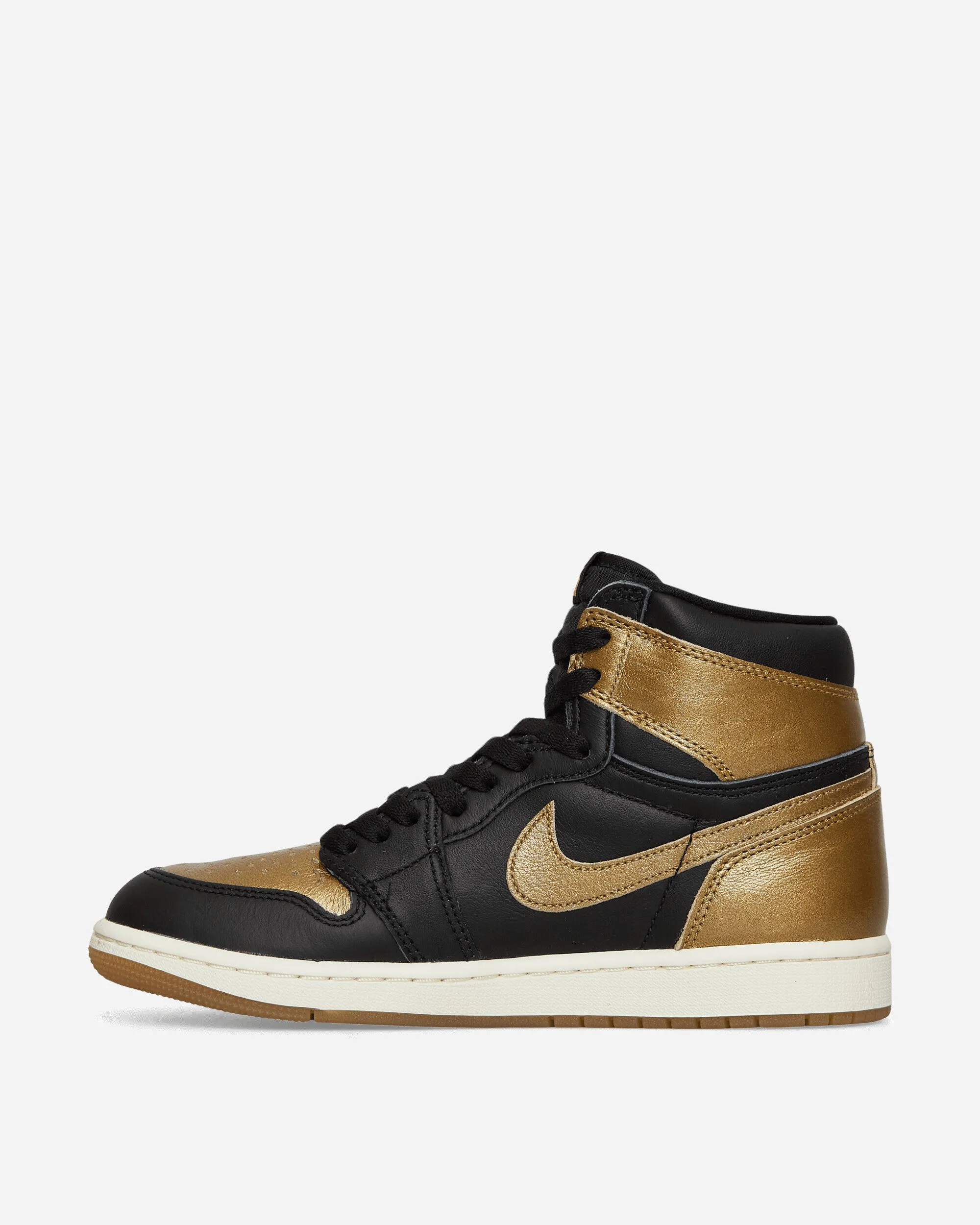 Simple Pair Long Wear Air Jordan 1 Retro High OG Sneakers Black / Gold