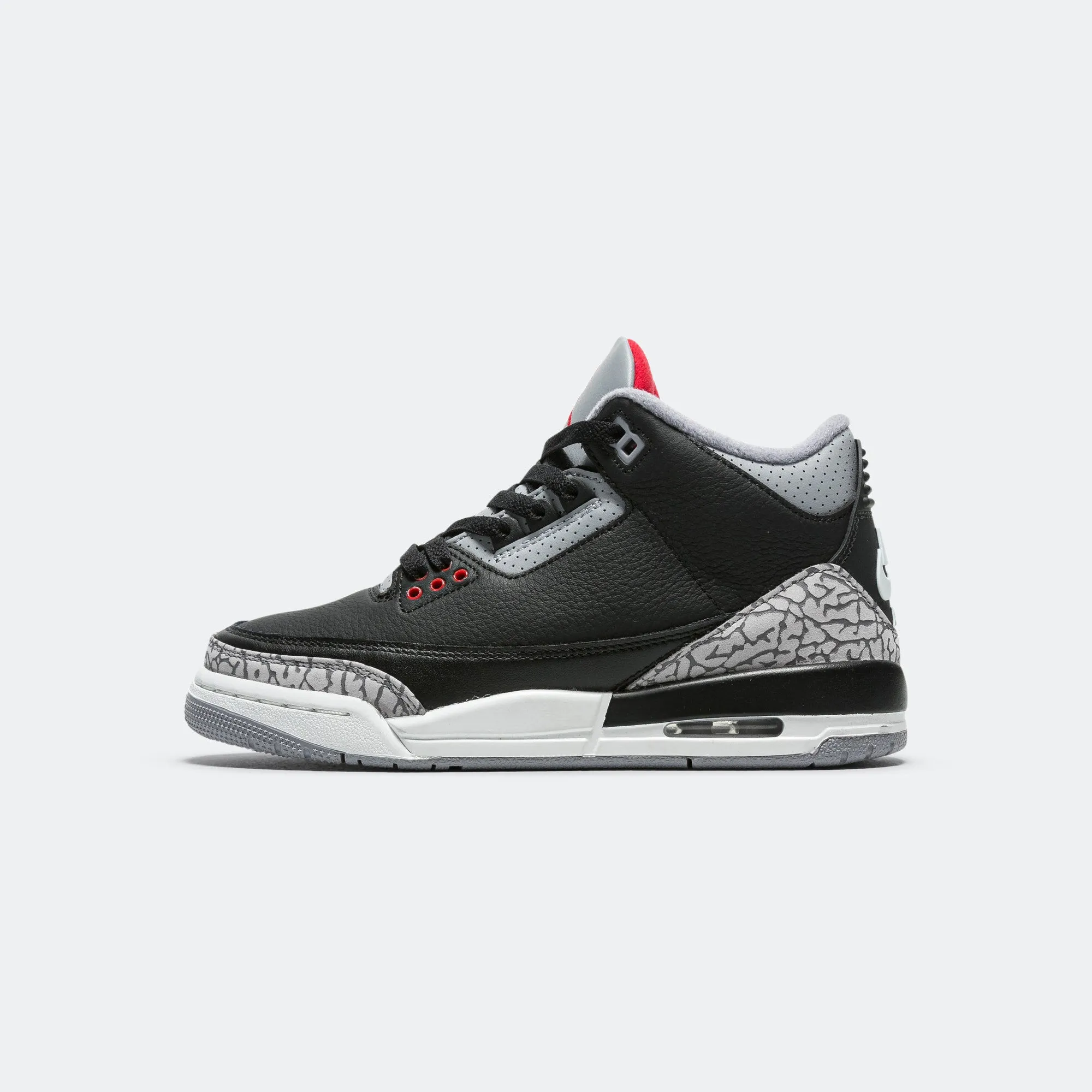Air Jordan 3 Retro (GS) - Black/Fire Red-Cement Grey-Summit White Style Play