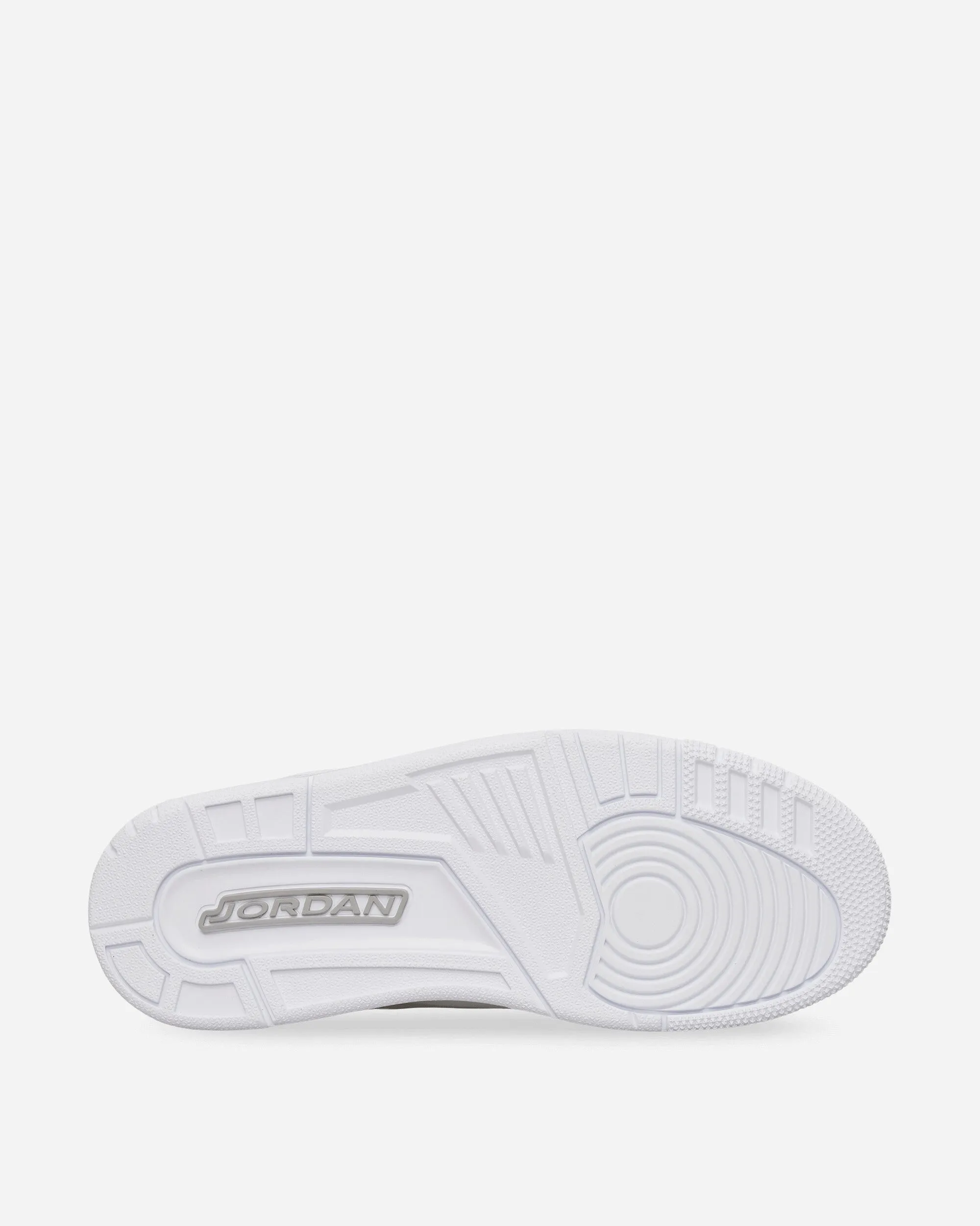 Travel Essential Elastic Material Air Jordan 3 Retro Sneakers White / Silver