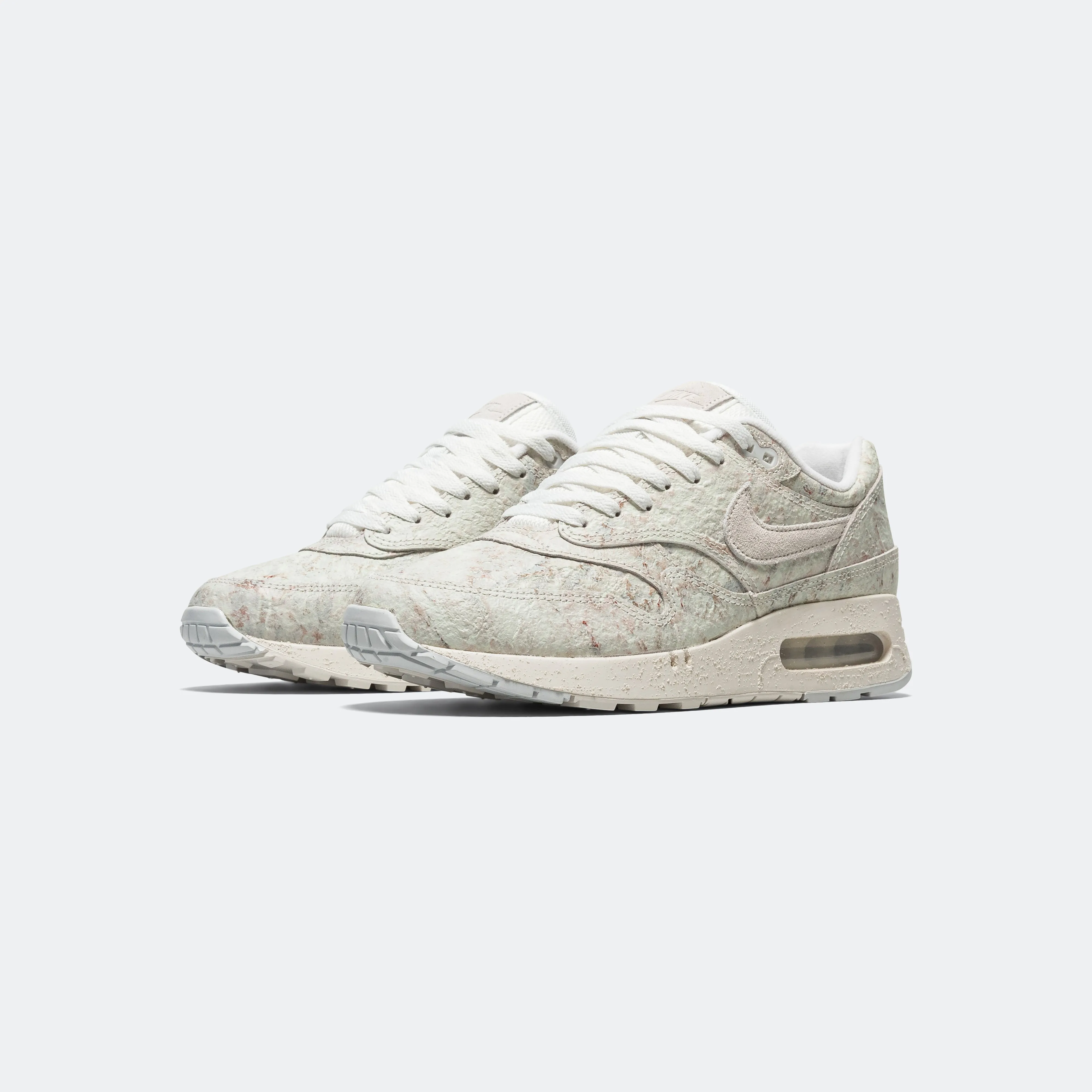 Air Max 1 '86 Premium - Summit White/Phantom-Photon Dust-Black Adaptive Style