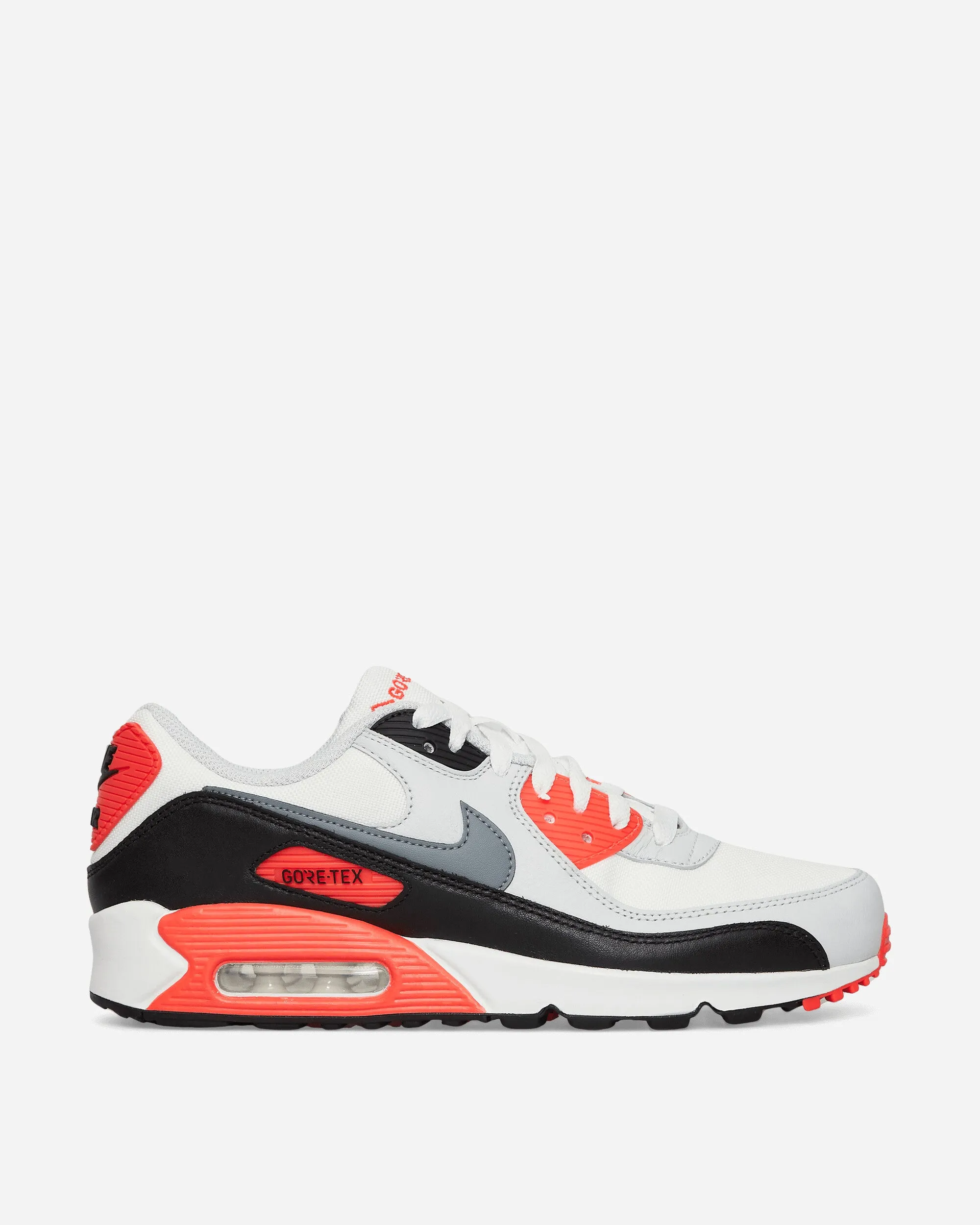 Air Max 90 GORE-TEX Sneakers Summit White / Bright Crimson / Black / Cool Grey Chill Mood