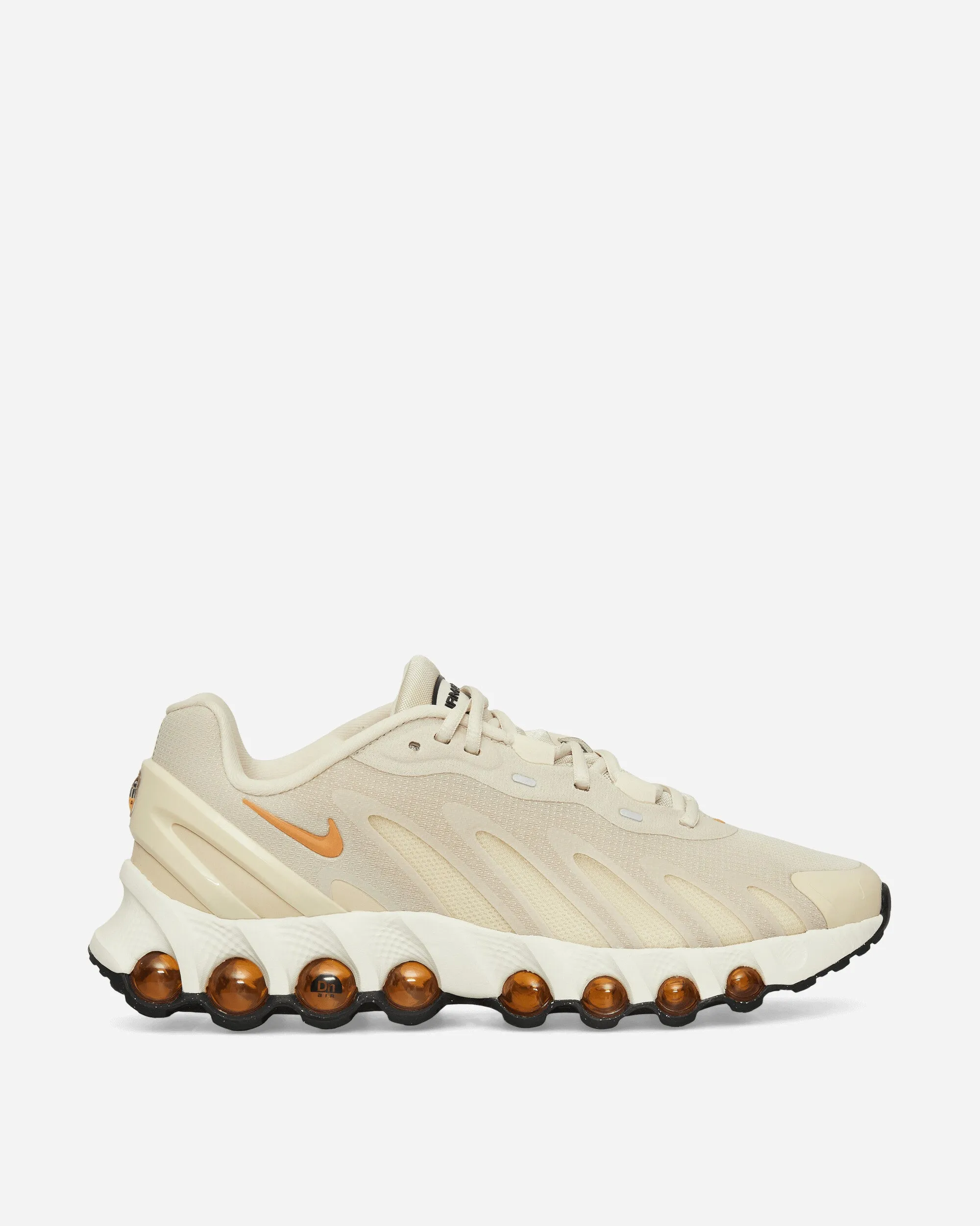 Air Max Dn8 Sneakers Light Khaki / Monarch Breathable Build Modern Edge