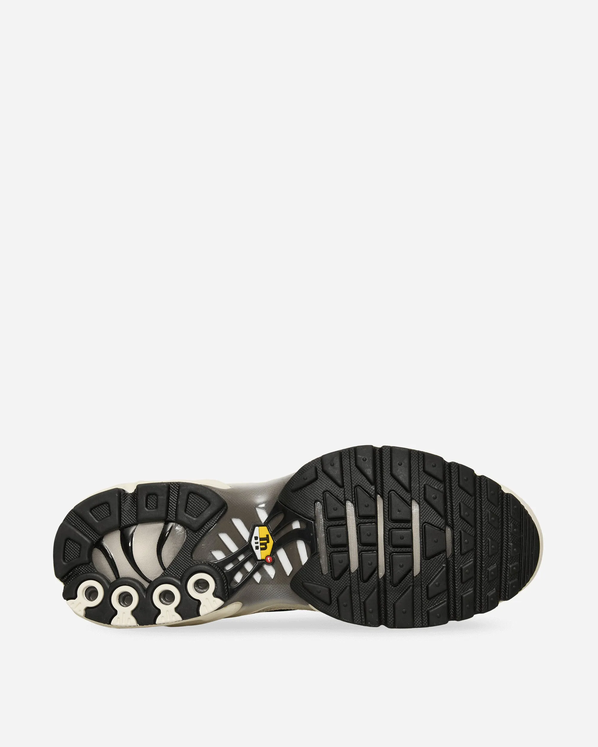 Air Max Plus Sneakers Light Orewood Brown / Black Supportive Fit Harbor Hike