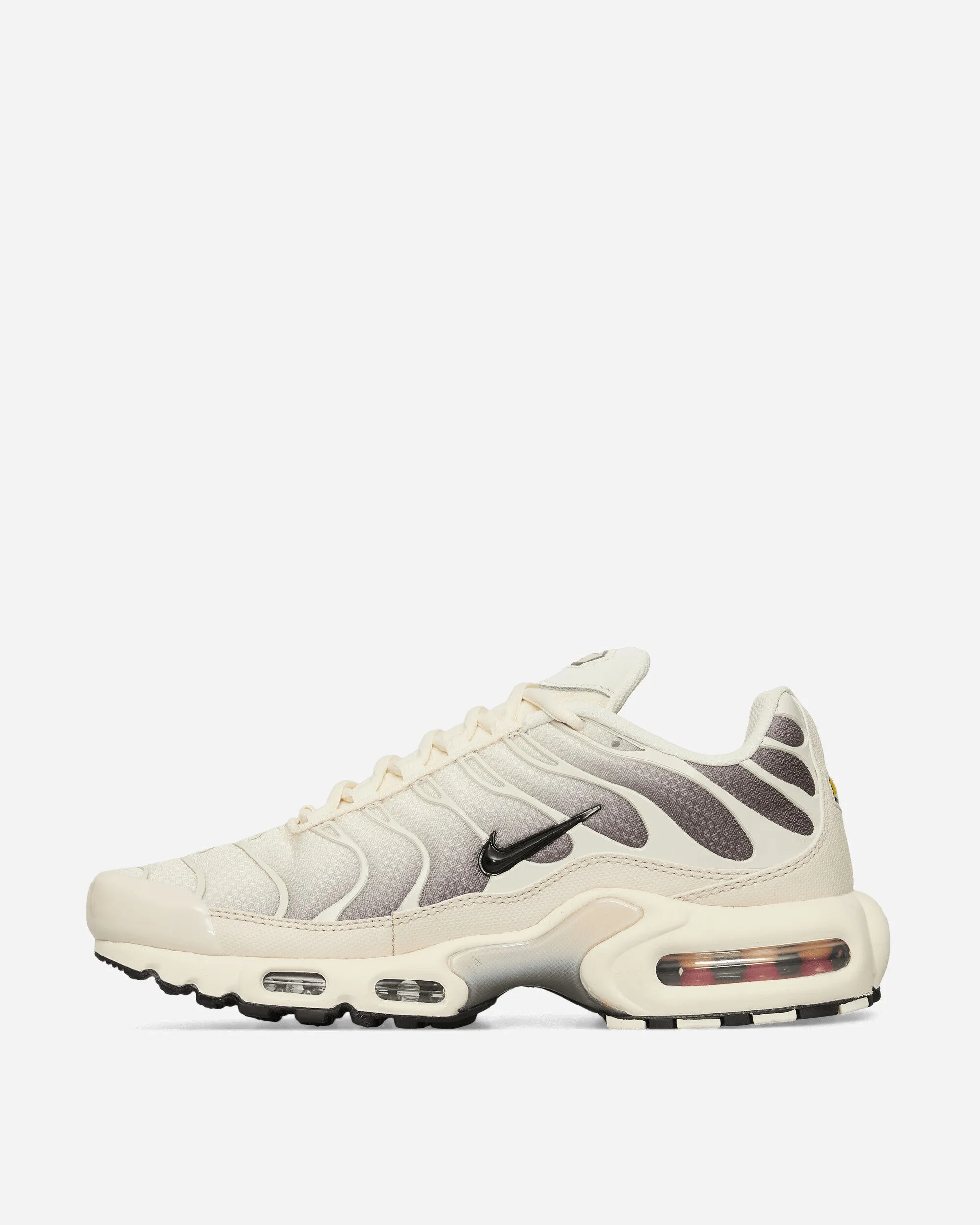 Air Max Plus Sneakers Light Orewood Brown / Black All-Purpose Use Urban Steps