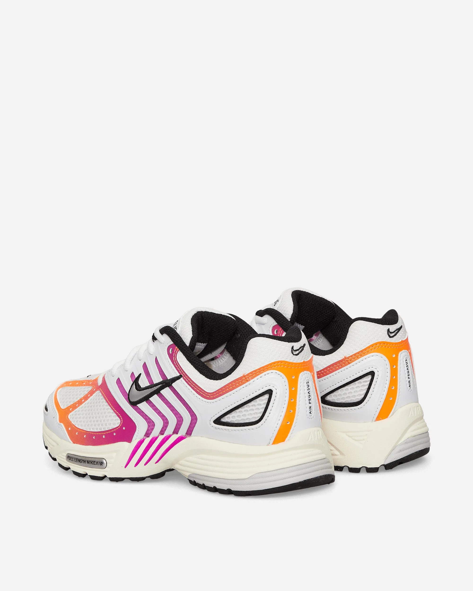 Air Pegasus 2005 Sneakers White / Black Travel Vibe