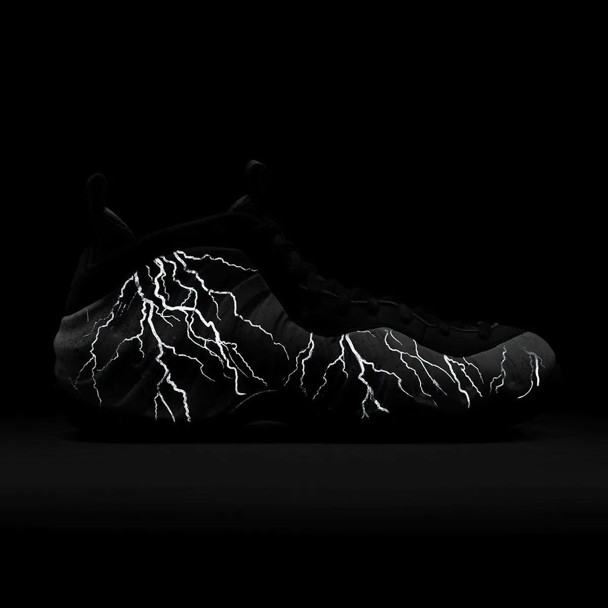 '  Tekken 8 Air Foamposite 'Jin Kazama' Comfort Layers