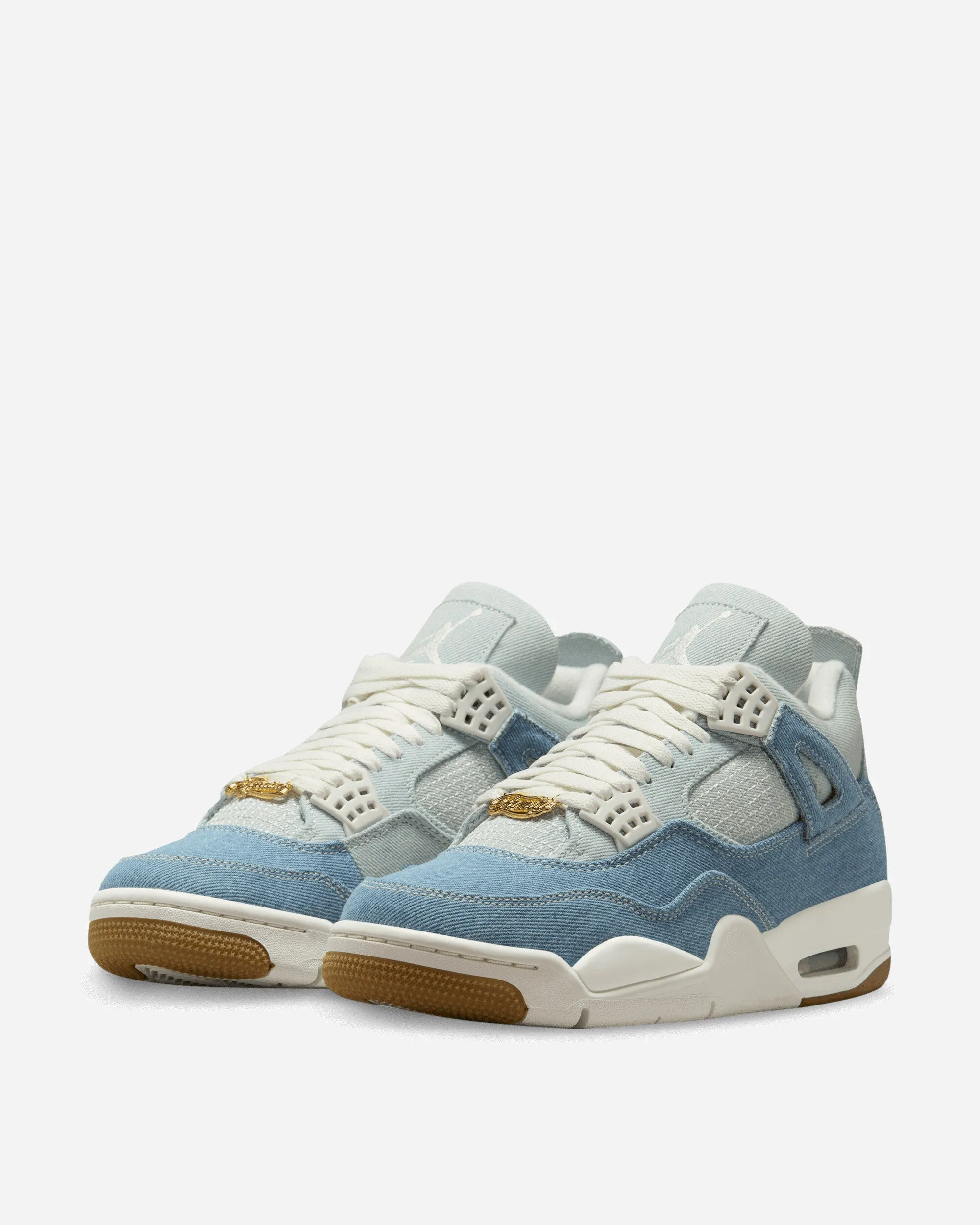 Minimal Touch Airy Feel Women's Air Jordan 4 Sneakers Worn Blue
