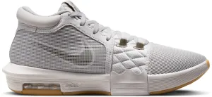 Padded collar LeBron Witness 8 Men's Basketball Shoes