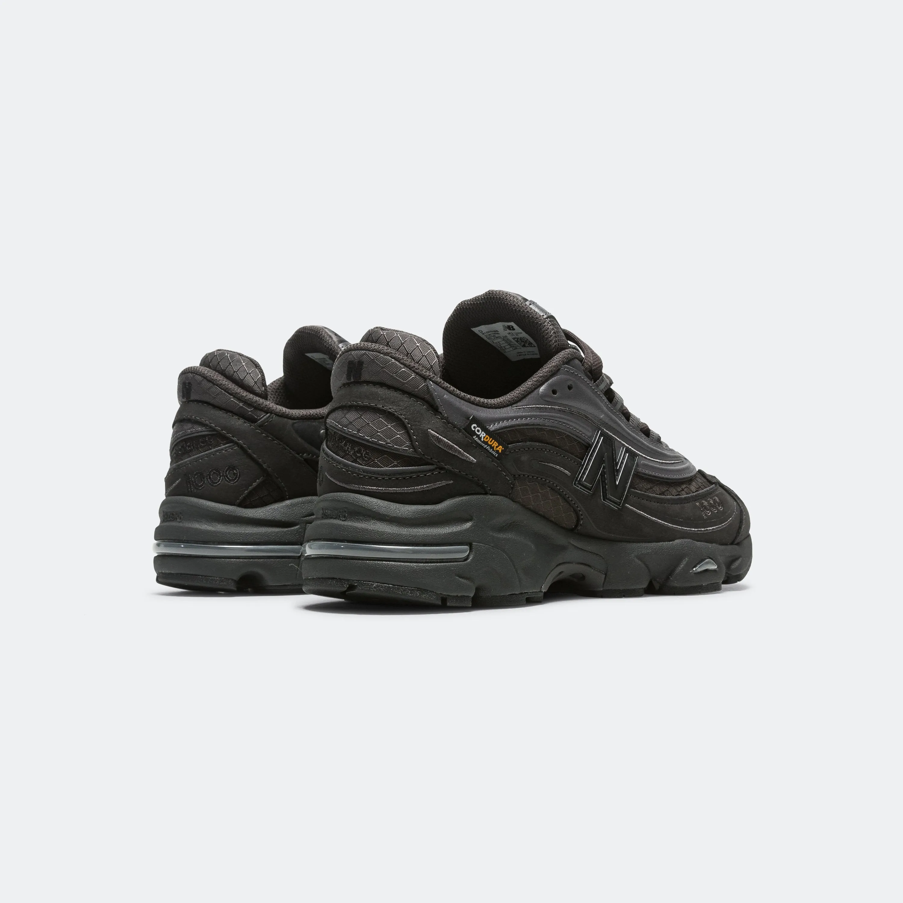 M1000NBB Elastic Gusset Comfort Driven