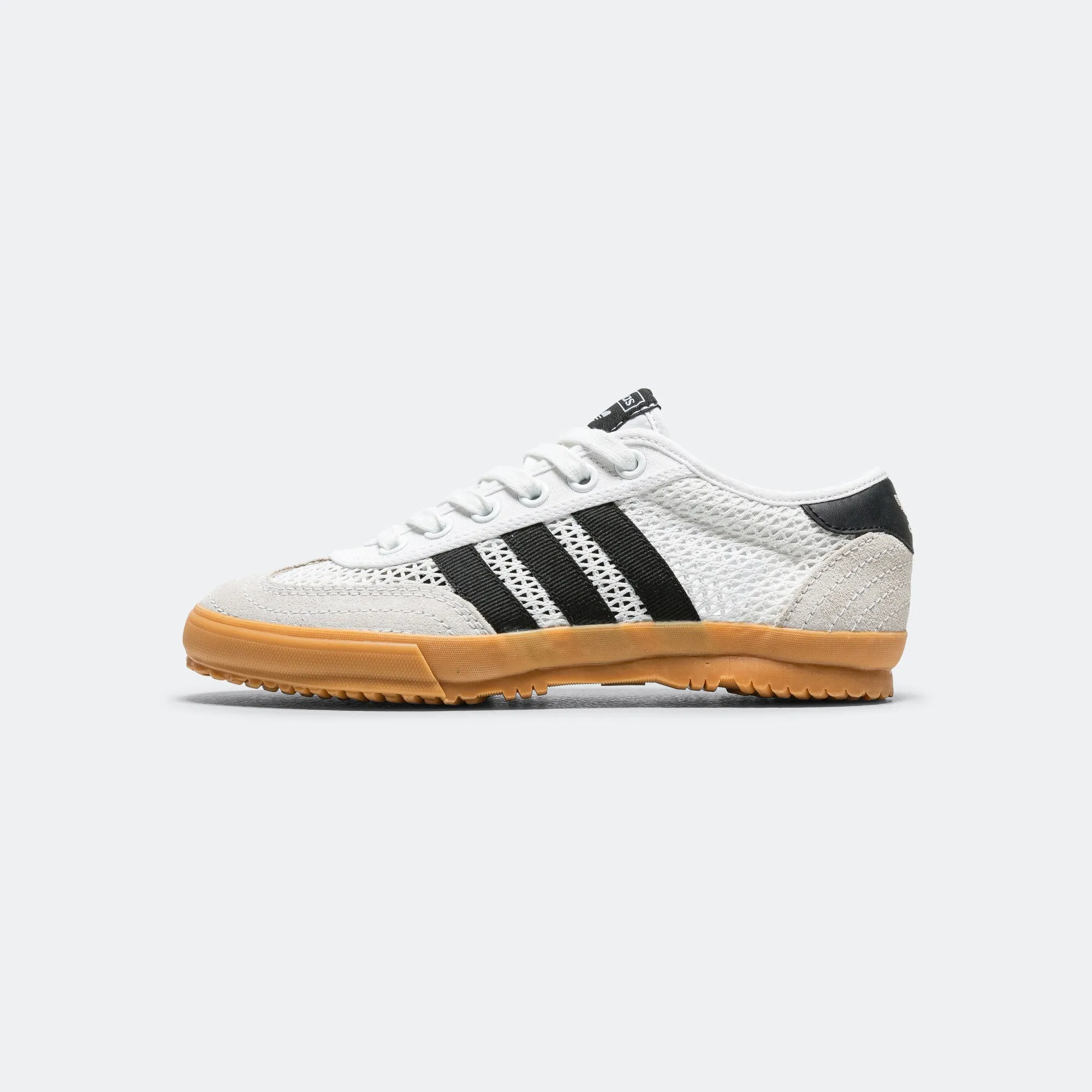Womens Tischtennis - Footwear White/Core Black-Gum Daily Look