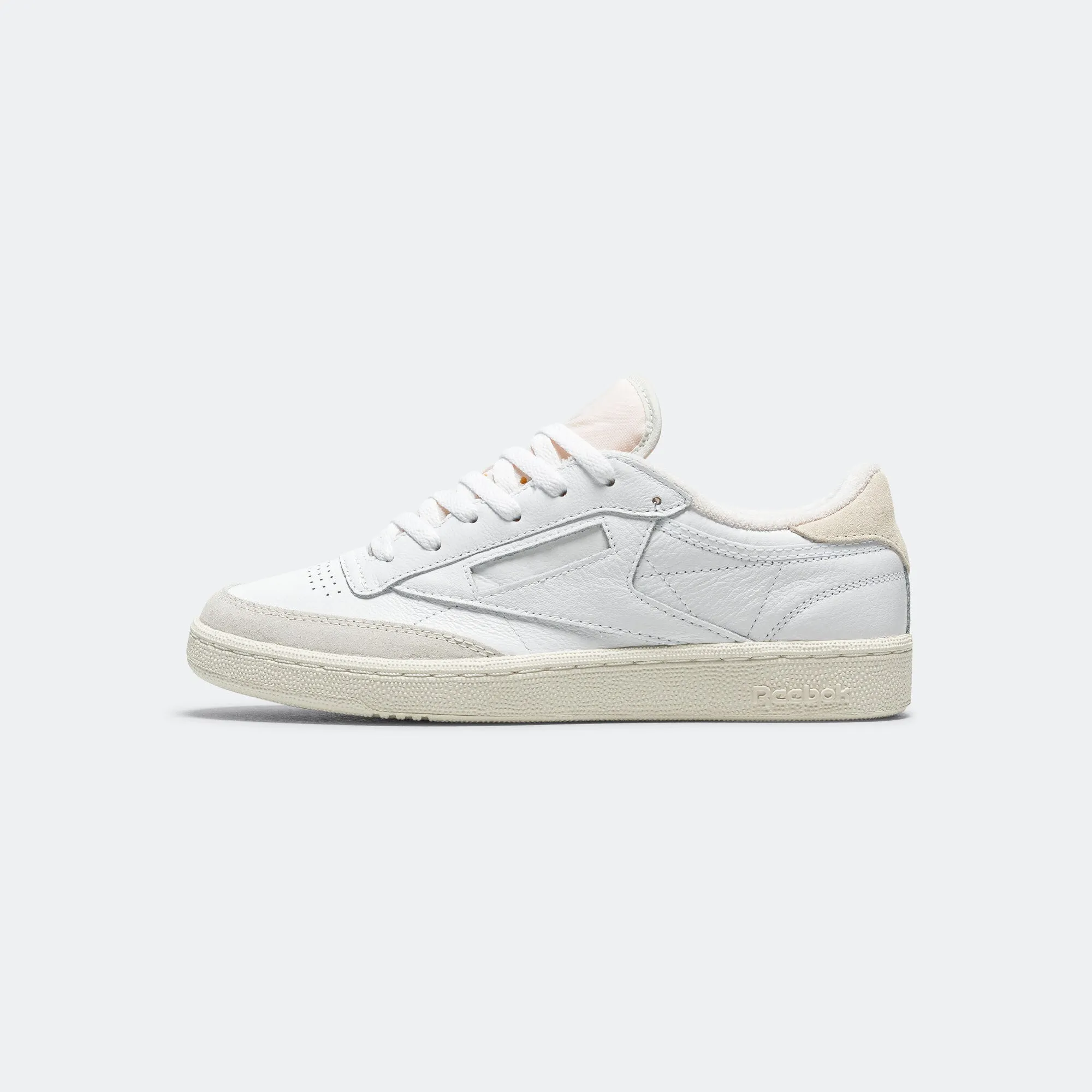 Step Ready Streamlined silhouette Club C 85 Vintage - White/Chalk/Vintage Chalk