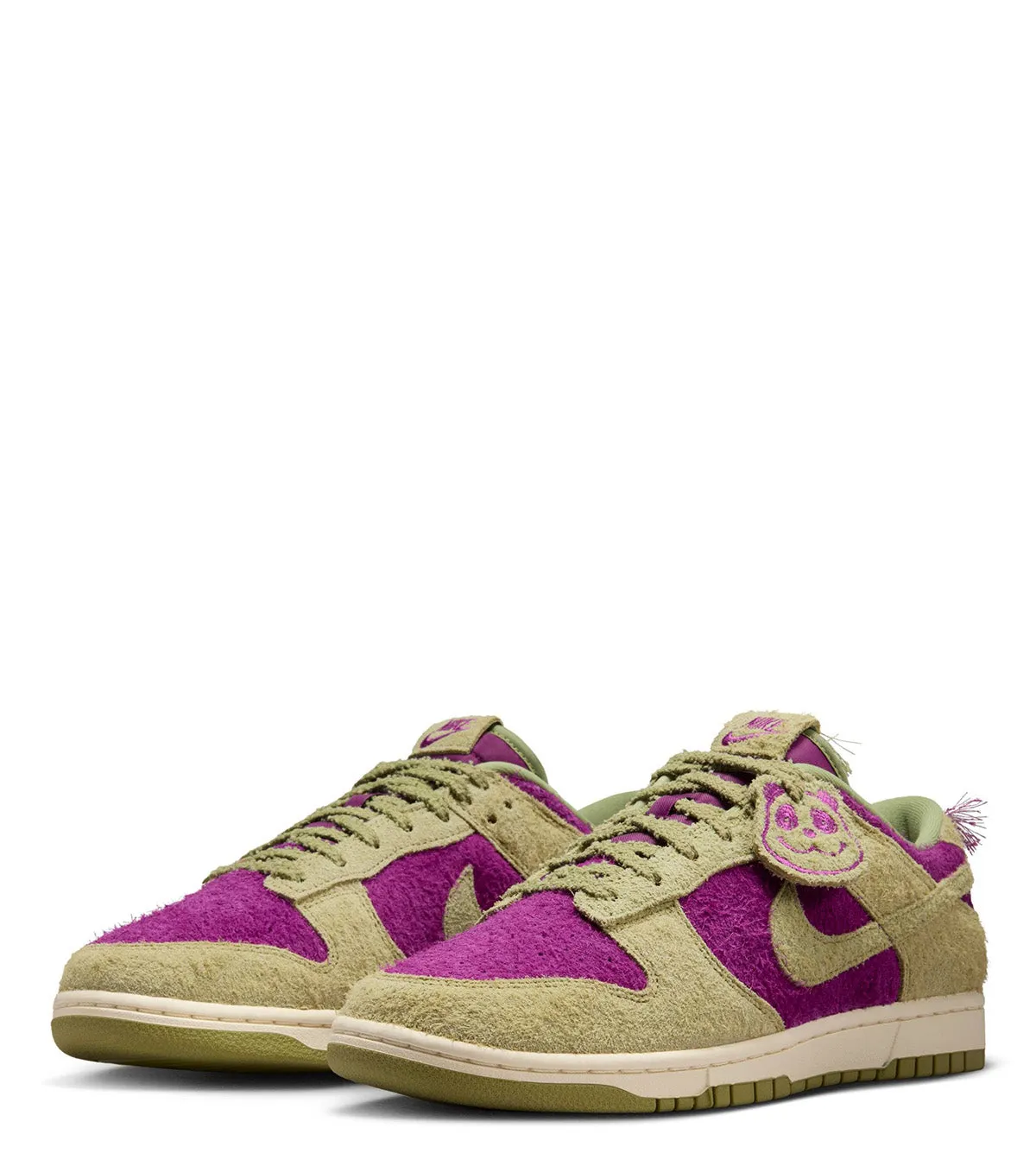 Signature flexibility Nike Dunk Low Retro SE Olive