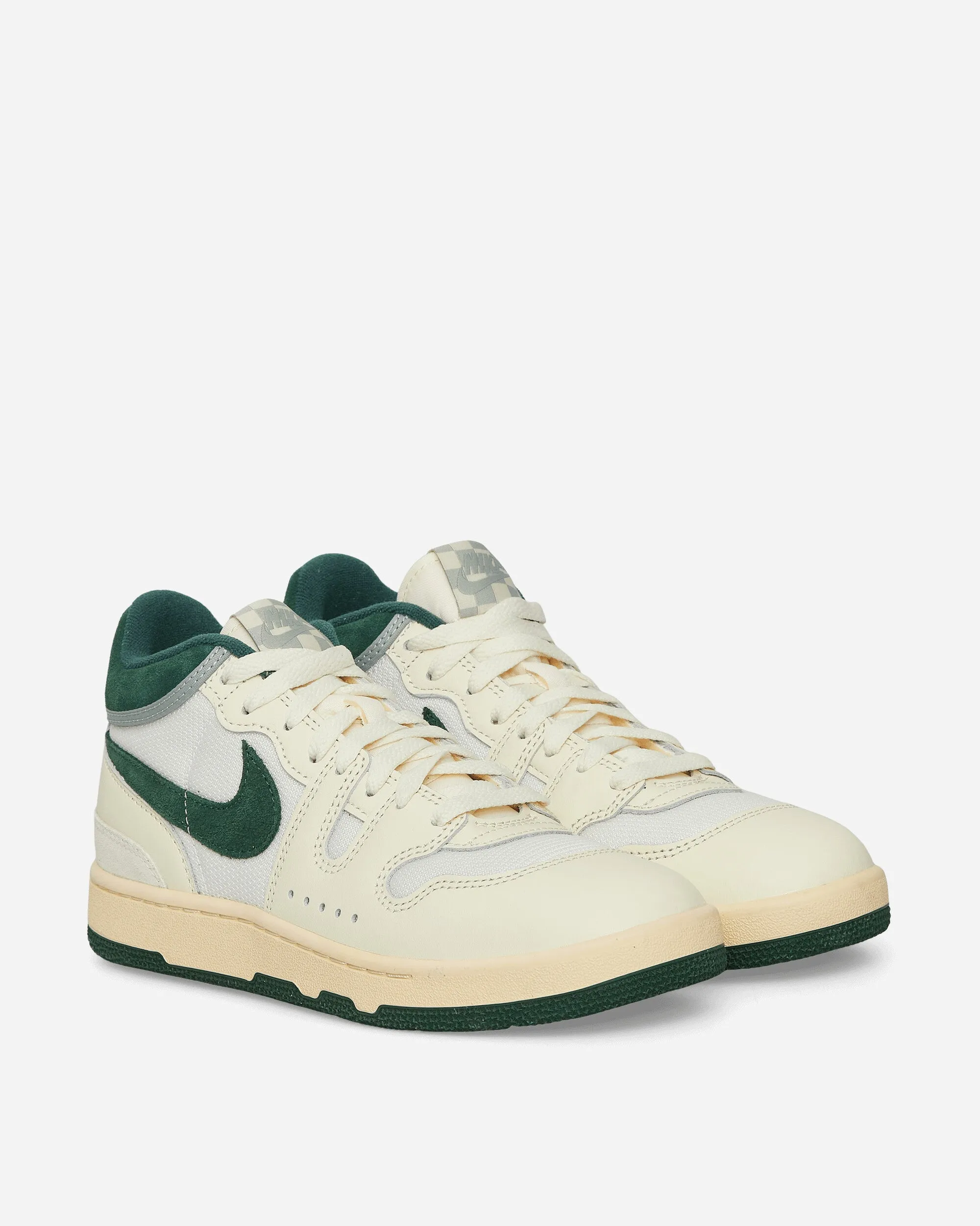 Chill Vibes Attack Sneakers Sail / Fir