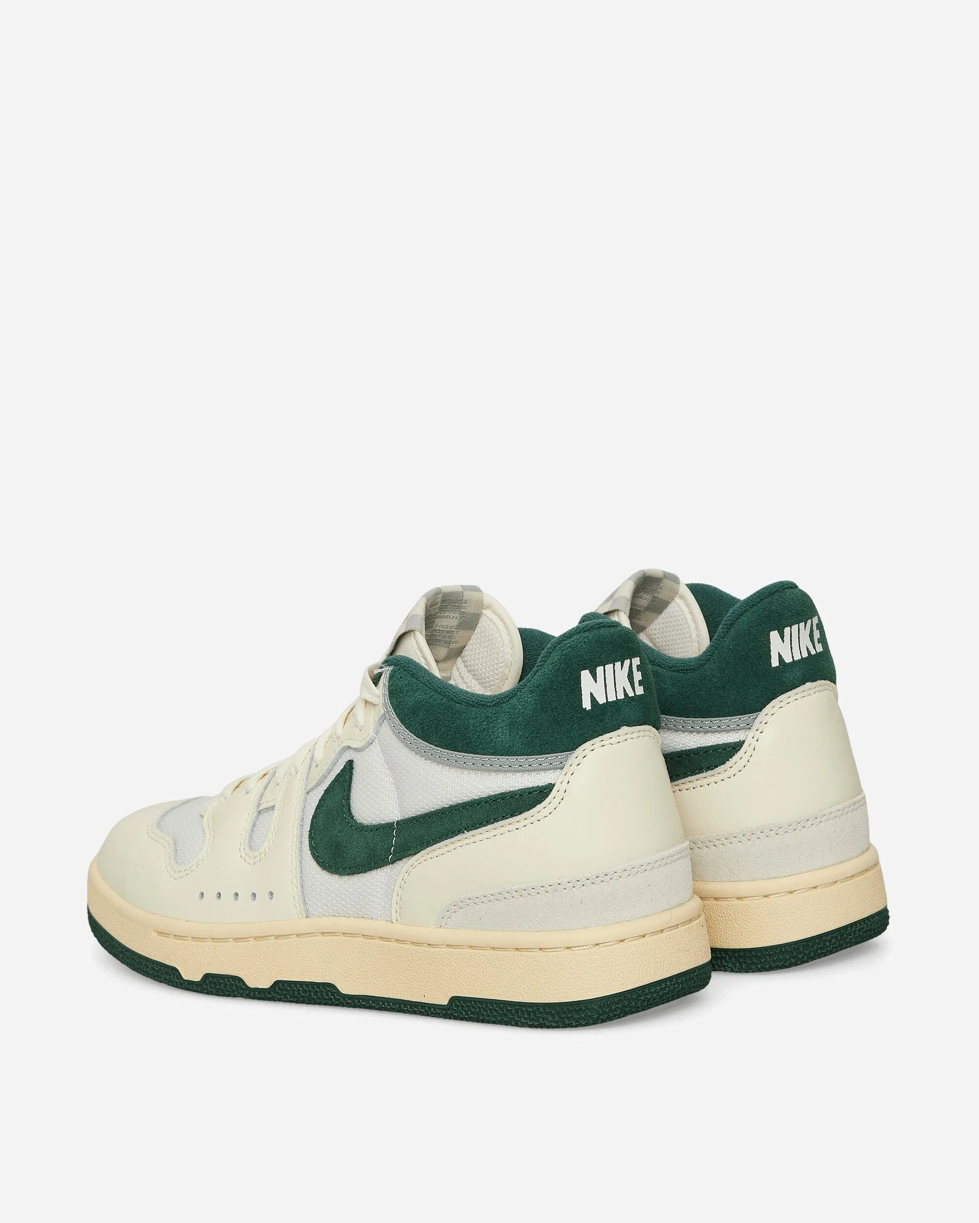 Attack Sneakers Sail / Fir Chic Everyday