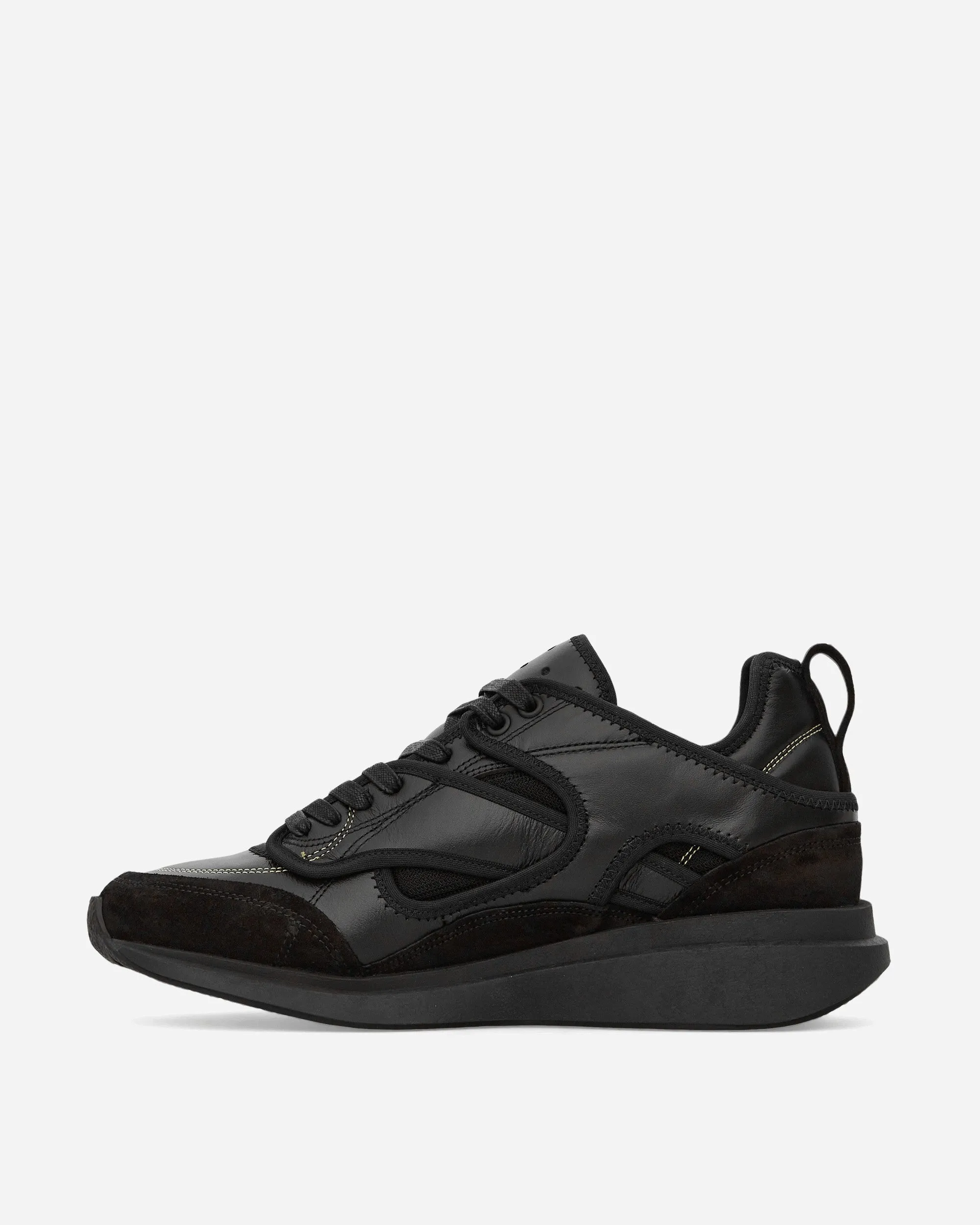 Aurora Runner Sneakers Black Lake Trek Elastic Cuff