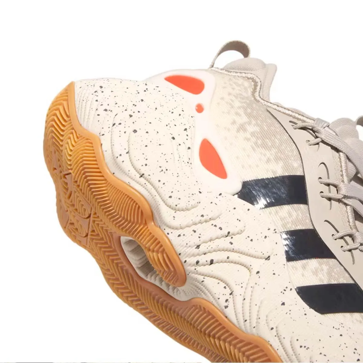 Trae Young 3 'Wonder Beige Comfort Function