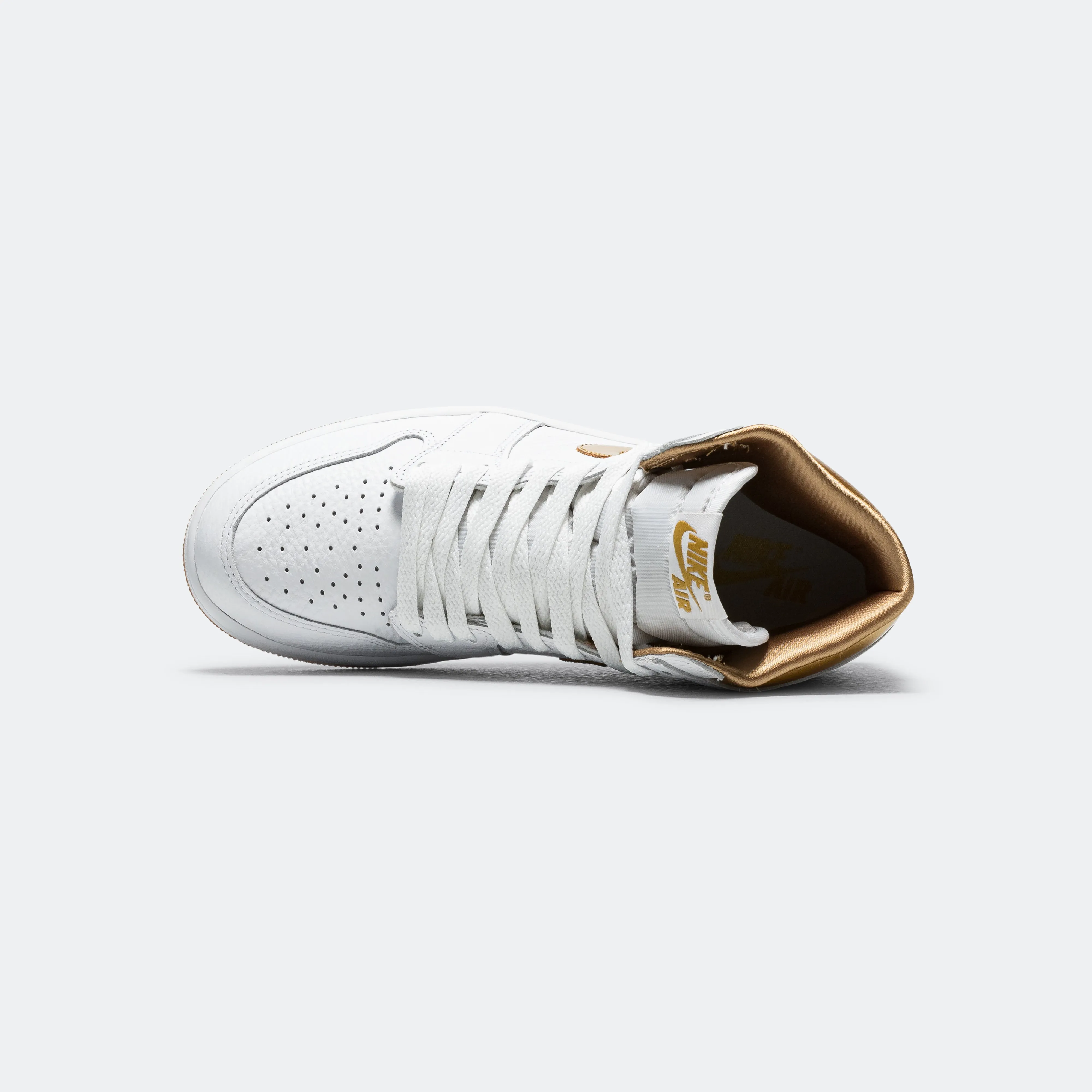 Womens Air Jordan 1 Retro High OG - White/Metallic Gold-Gum Light Brown Sports Ready
