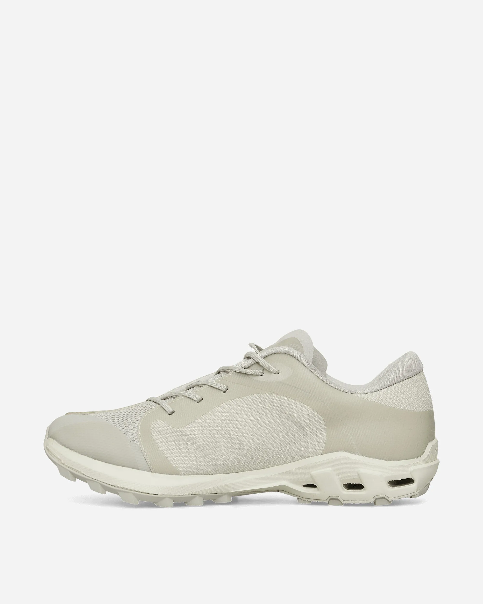 Streetwear Look Men's POST ARCHIVE FACTION (PAF) Cloudventure Peak Sneakers Ice / Moondust