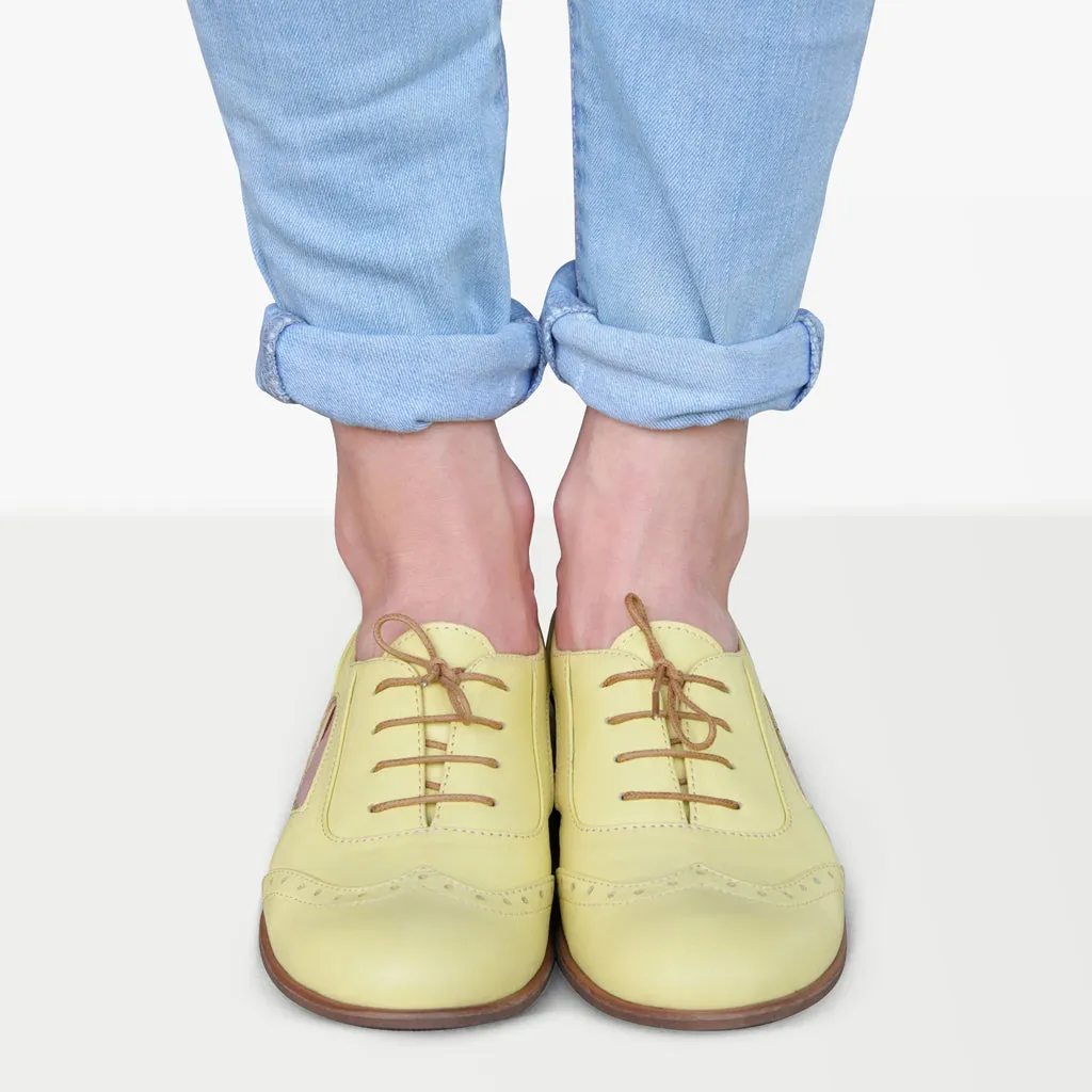 Large Slim Style Brighton - Cutout Oxfords