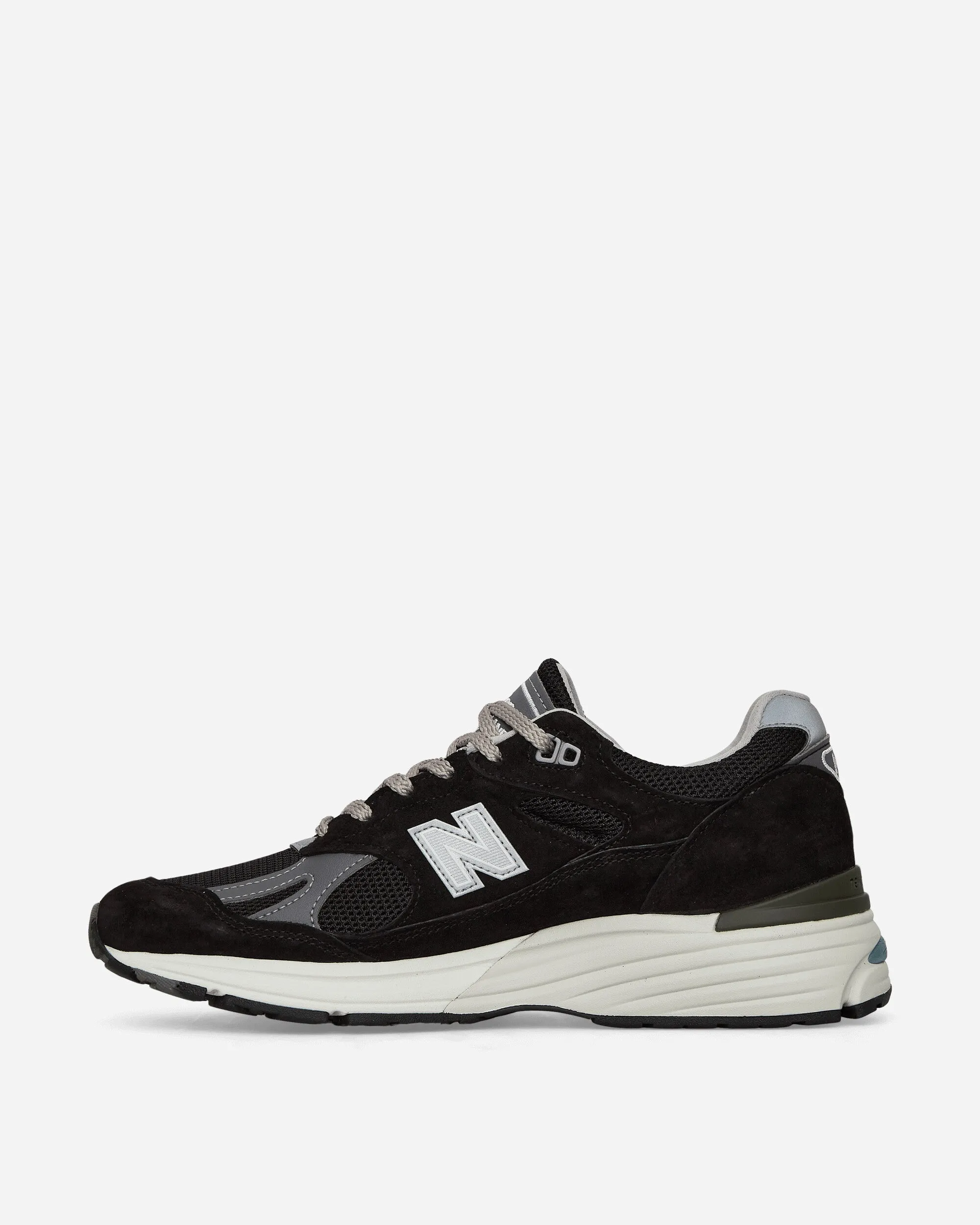 Made in UK 991v2 Sneakers Black / Smoked Pearl / Silver Sneakers style Stable Motion