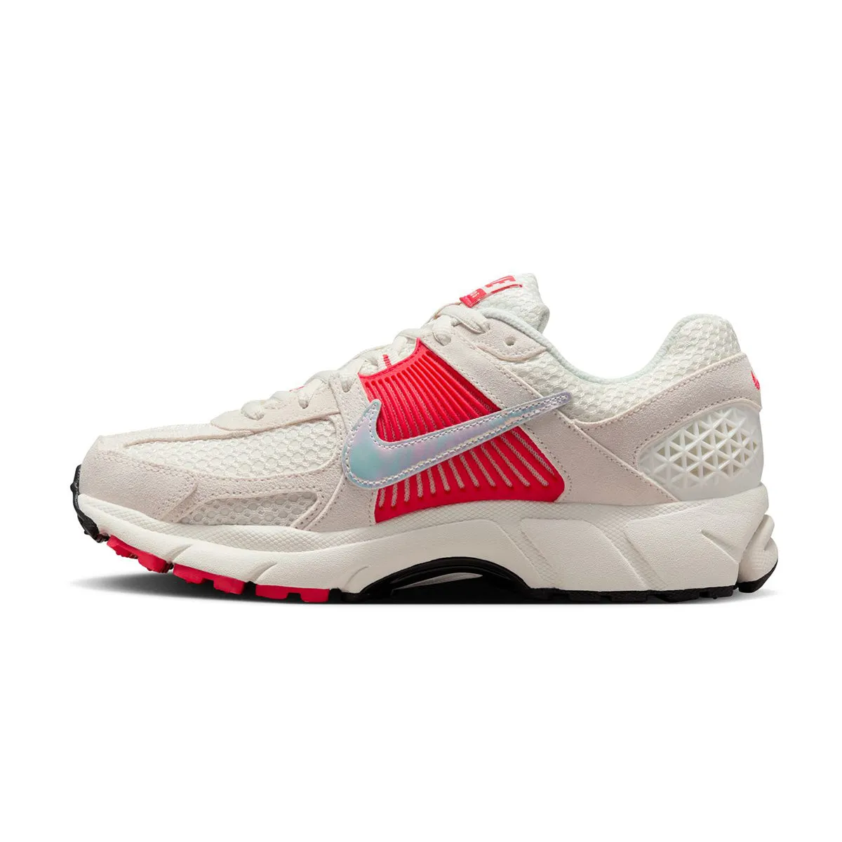 Wear Easy Breathable Layer Wmns Zoom Vomero 5 'Sail Siren Red'