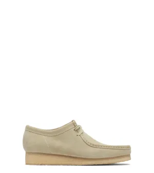 Casual traction Clarks Women's Wallabee Maple