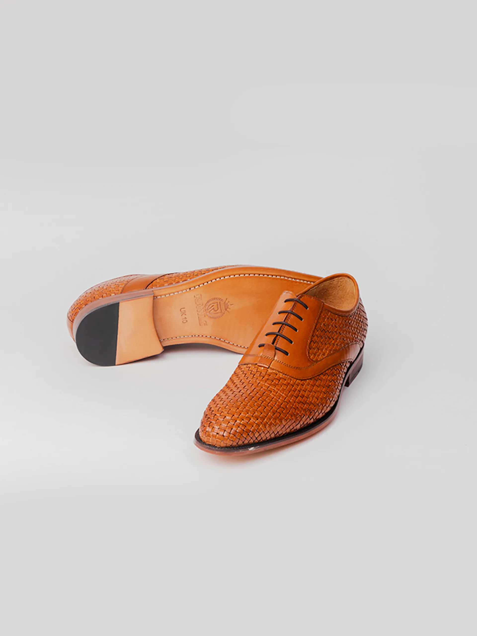 Timeless Fit Bennett Woven Oxford - Tan