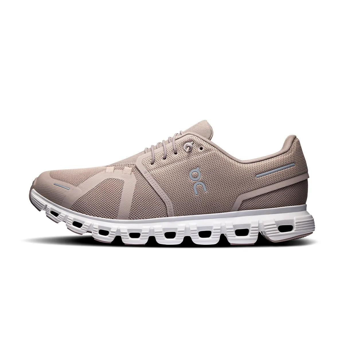Cloud 6 'Fog White' Fashion Accent Outdoors Ready