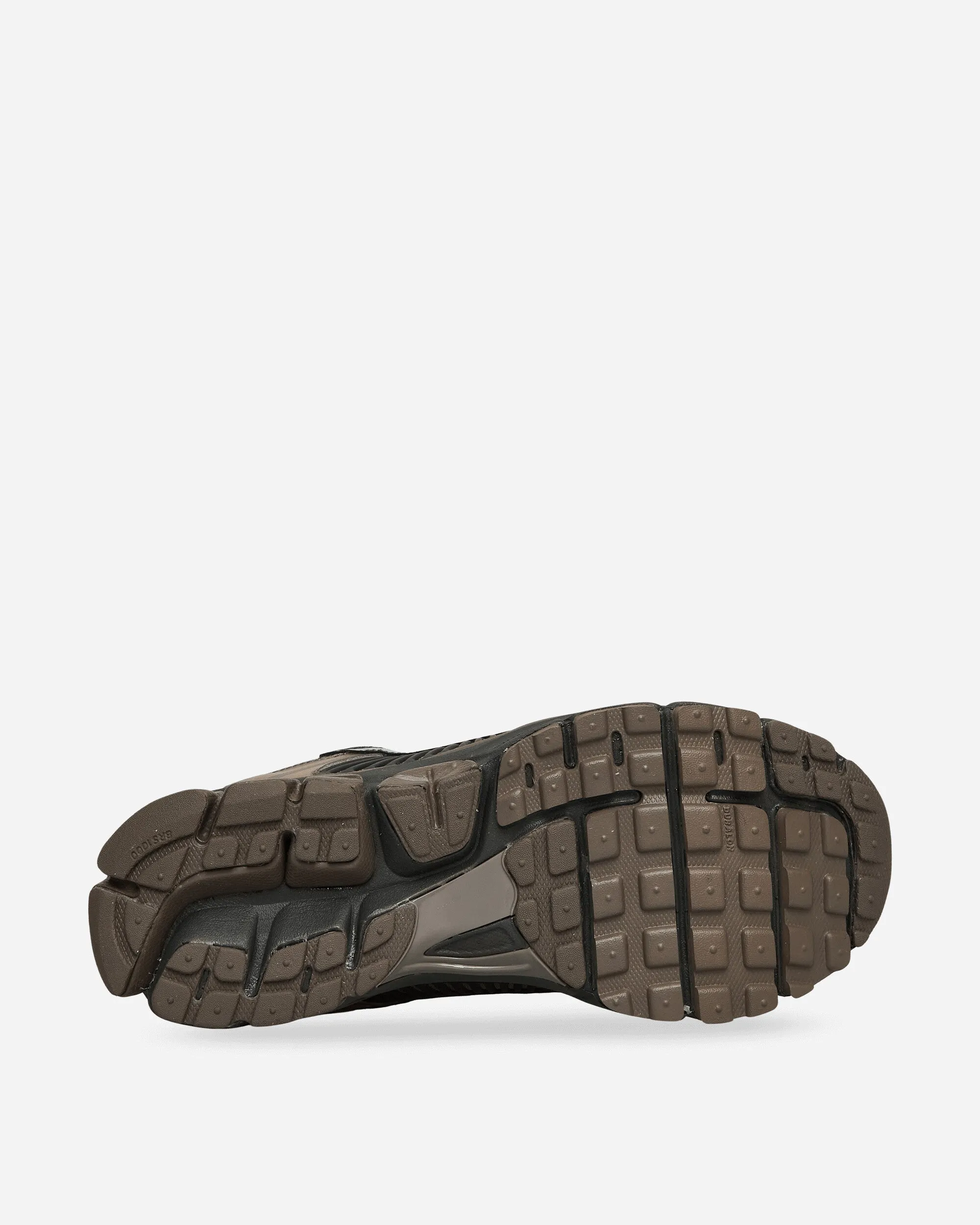 Zoom Vomero 5 Sneakers Cave Stone Oasis Hike Hybrid Look