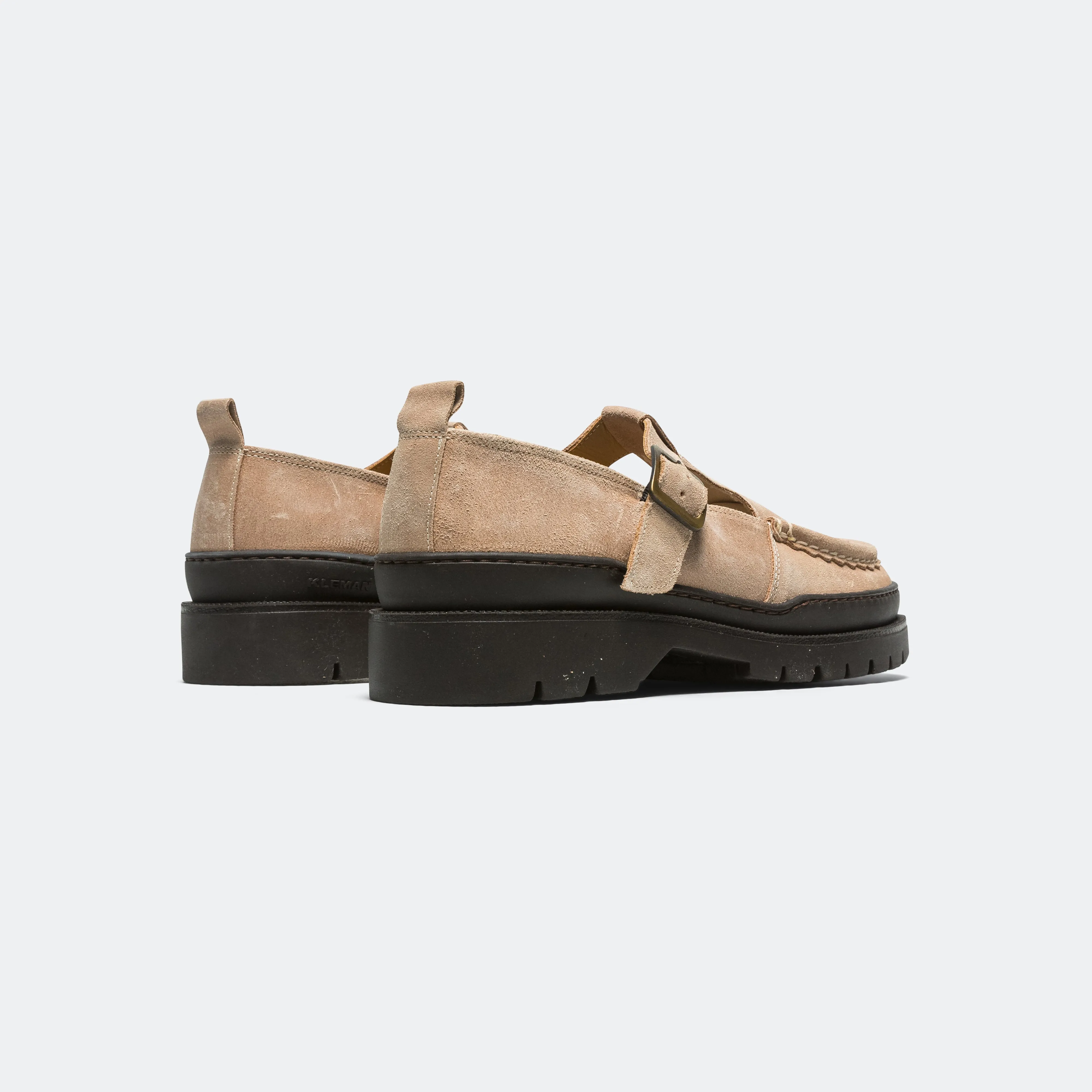 Effortless Silhouette Streamlined materials Rade EC - Beige