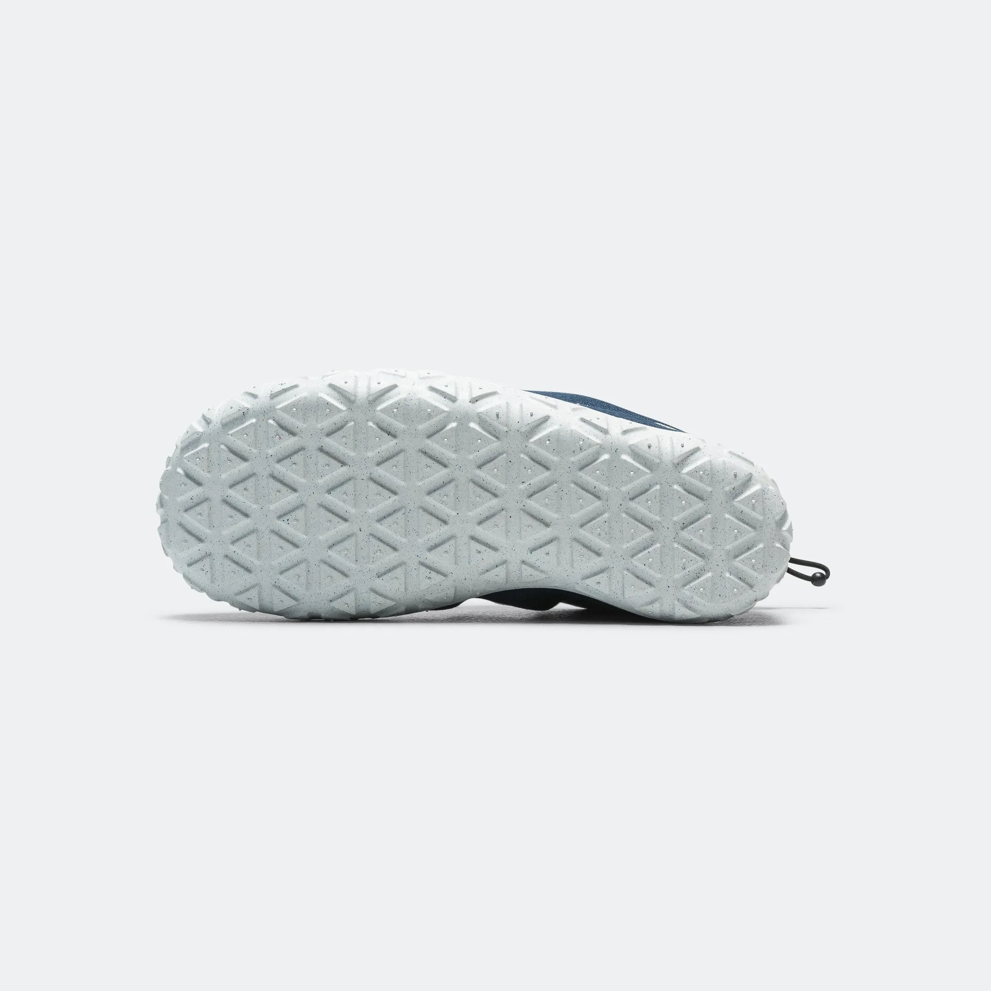Sneaker Auctions Moc - Armory Navy/Sail-Black-University Red