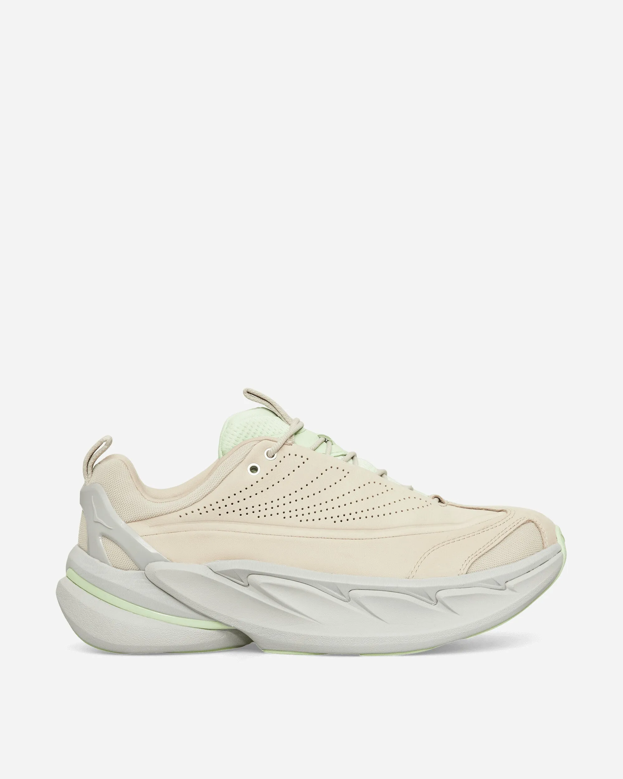 Elevon X Sneakers Oatmeal / Luna Moth Walk Light